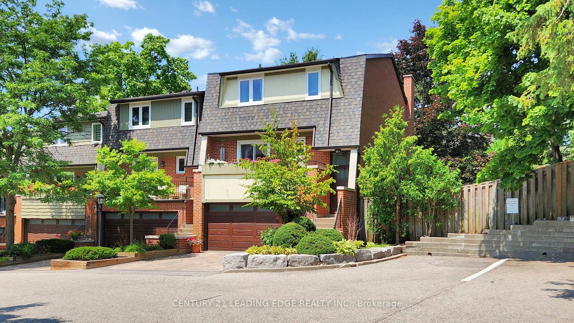 Photo 3 of 99 Quail Valley Crescent, Markham, German Mills — HOMEH