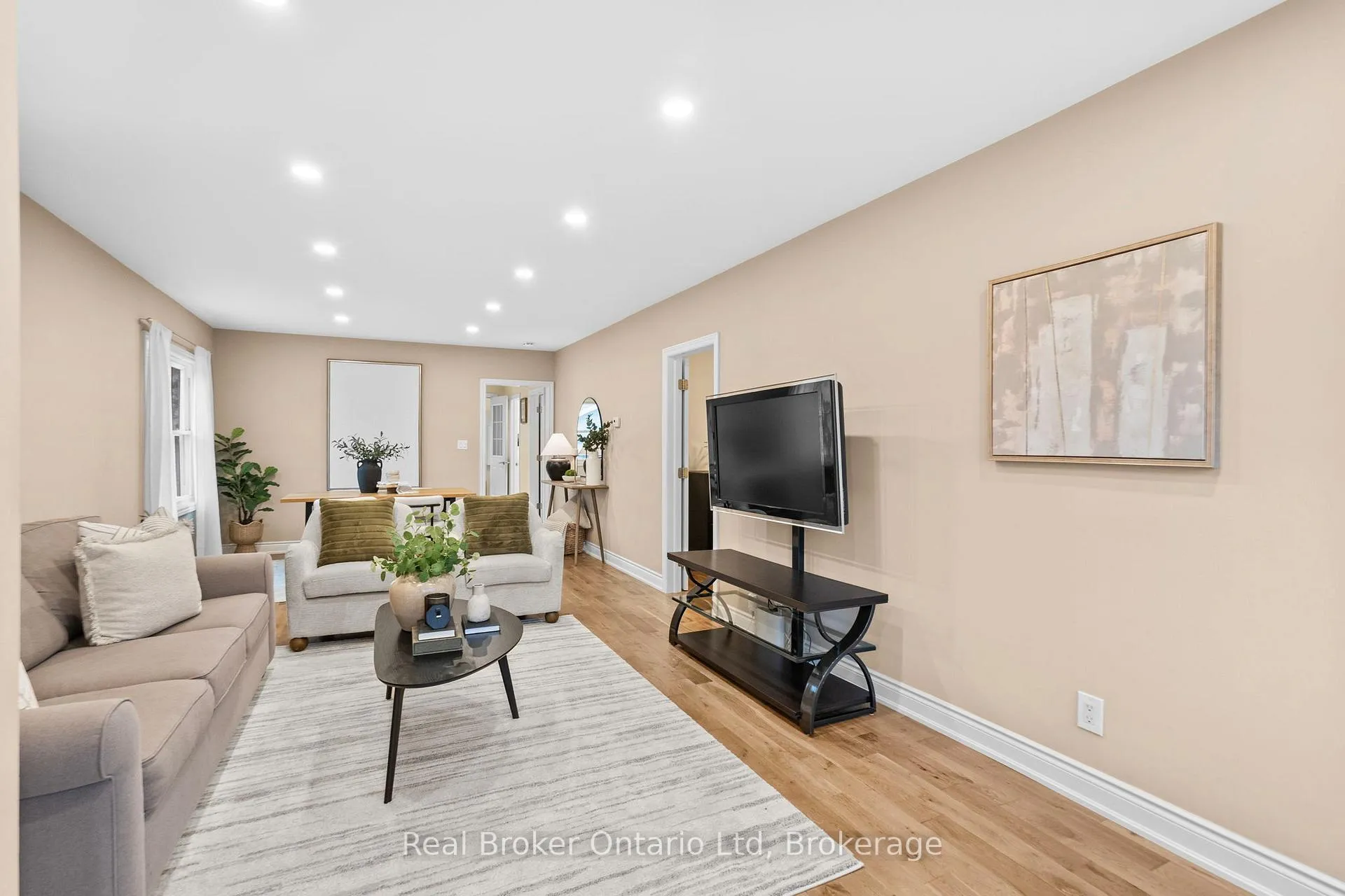 Photo 4 of 196 Ivon Avenue, Hamilton, Normanhurst — HOMEH