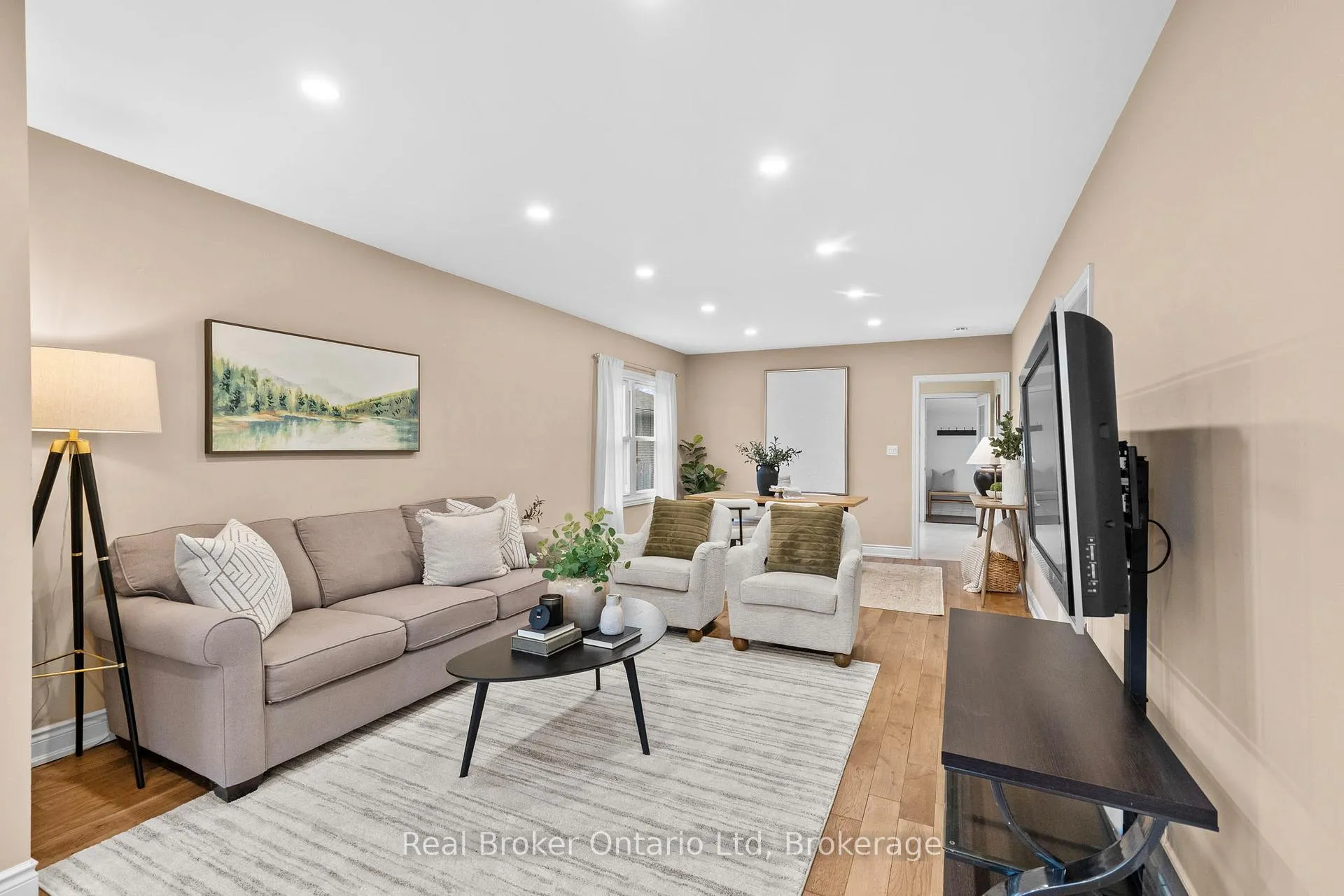 Photo 5 of 196 Ivon Avenue, Hamilton, Normanhurst — HOMEH