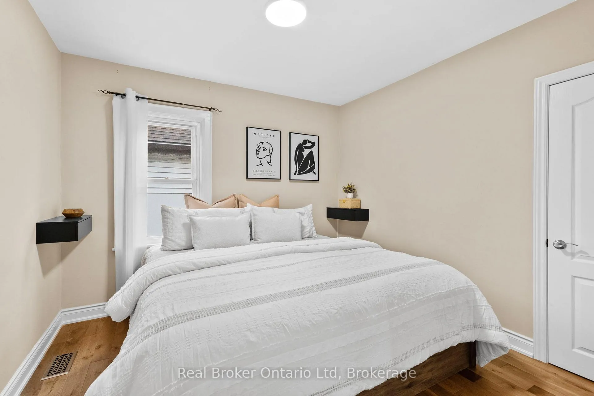Photo 21 of 196 Ivon Avenue, Hamilton, Normanhurst — HOMEH