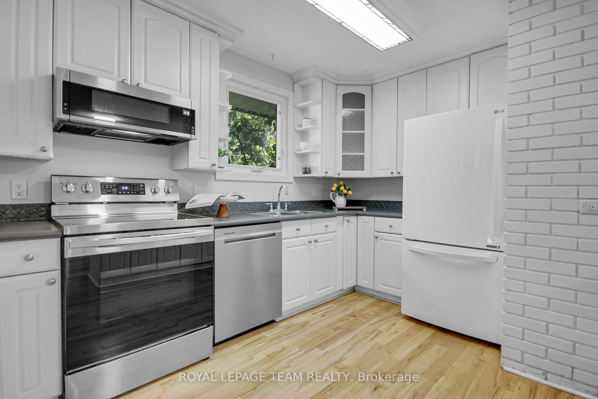 Photo 16 of 2175 Audrey Avenue, Ottawa, Hawthorne Meadows — HOMEH