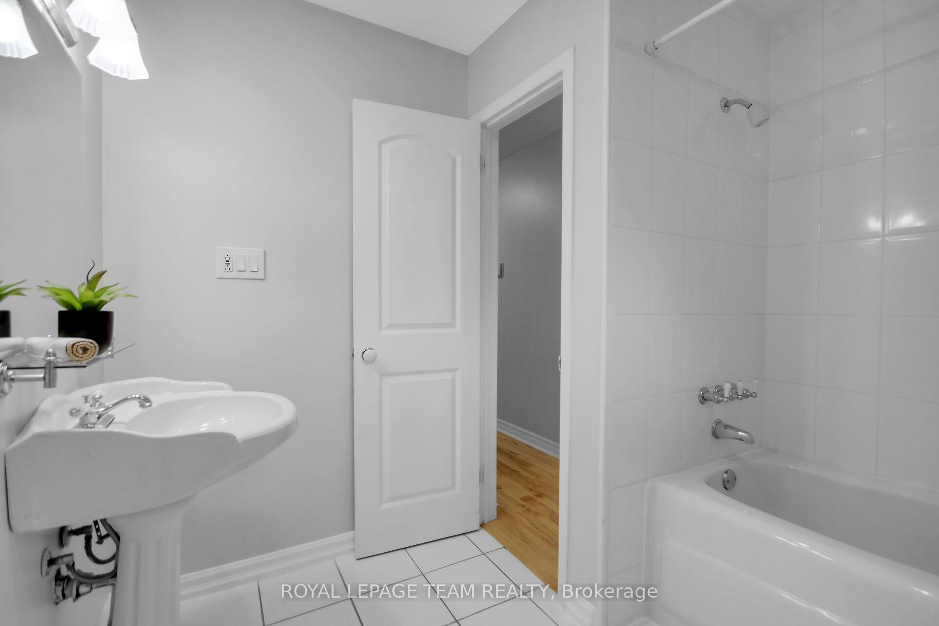 Photo 25 of 2175 Audrey Avenue, Ottawa, Hawthorne Meadows — HOMEH