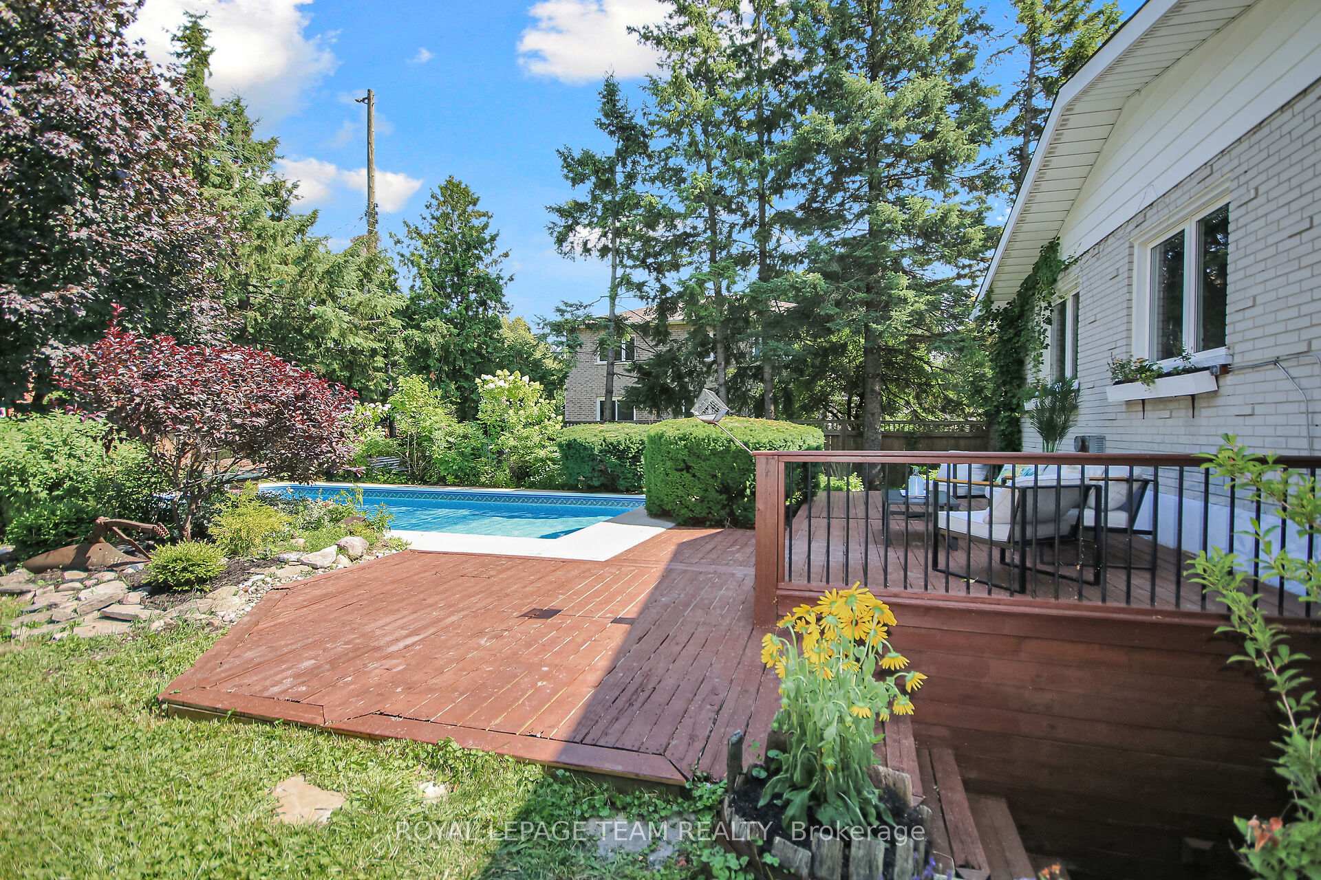 Photo 32 of 2175 Audrey Avenue, Ottawa, Hawthorne Meadows — HOMEH