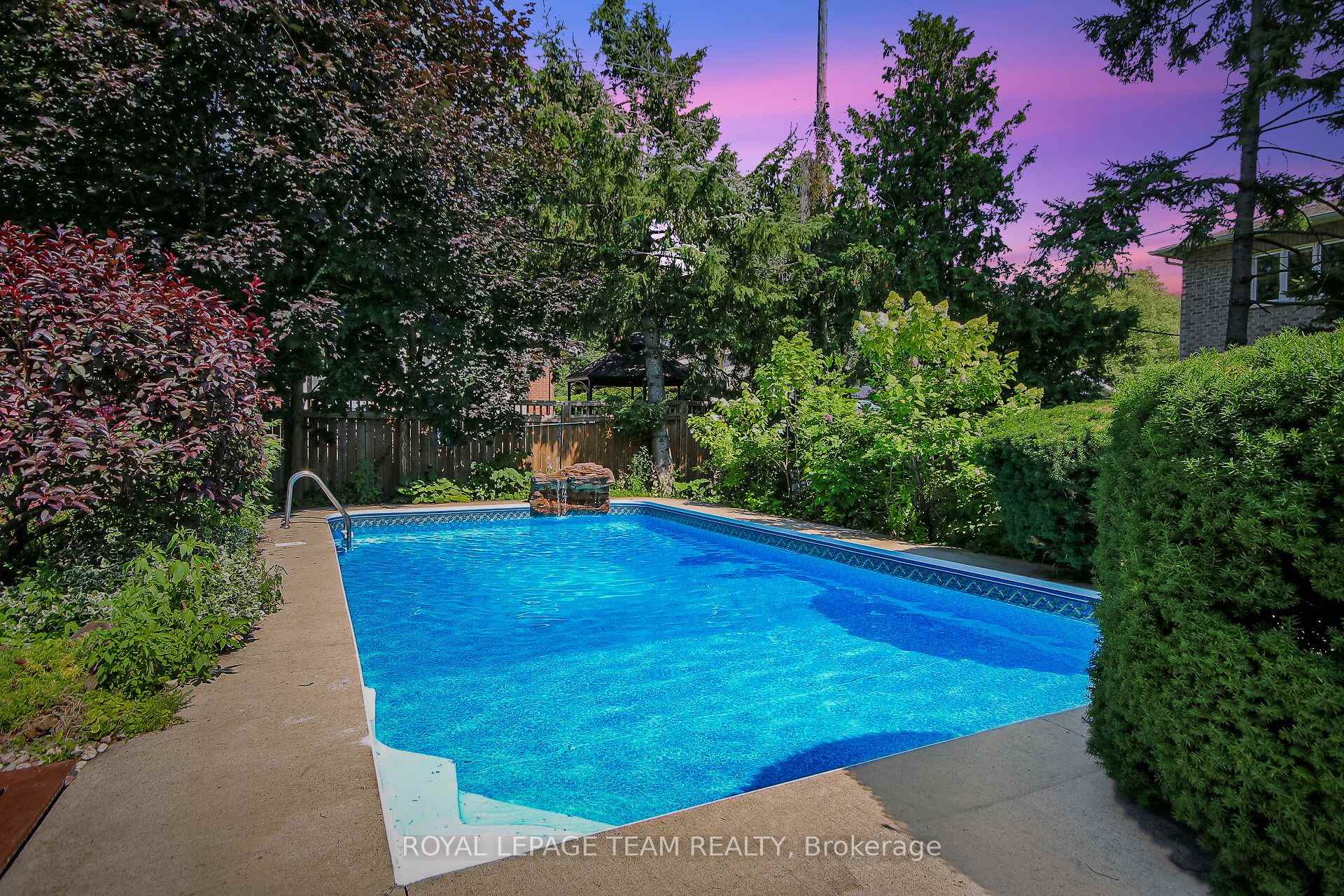 Photo 33 of 2175 Audrey Avenue, Ottawa, Hawthorne Meadows — HOMEH