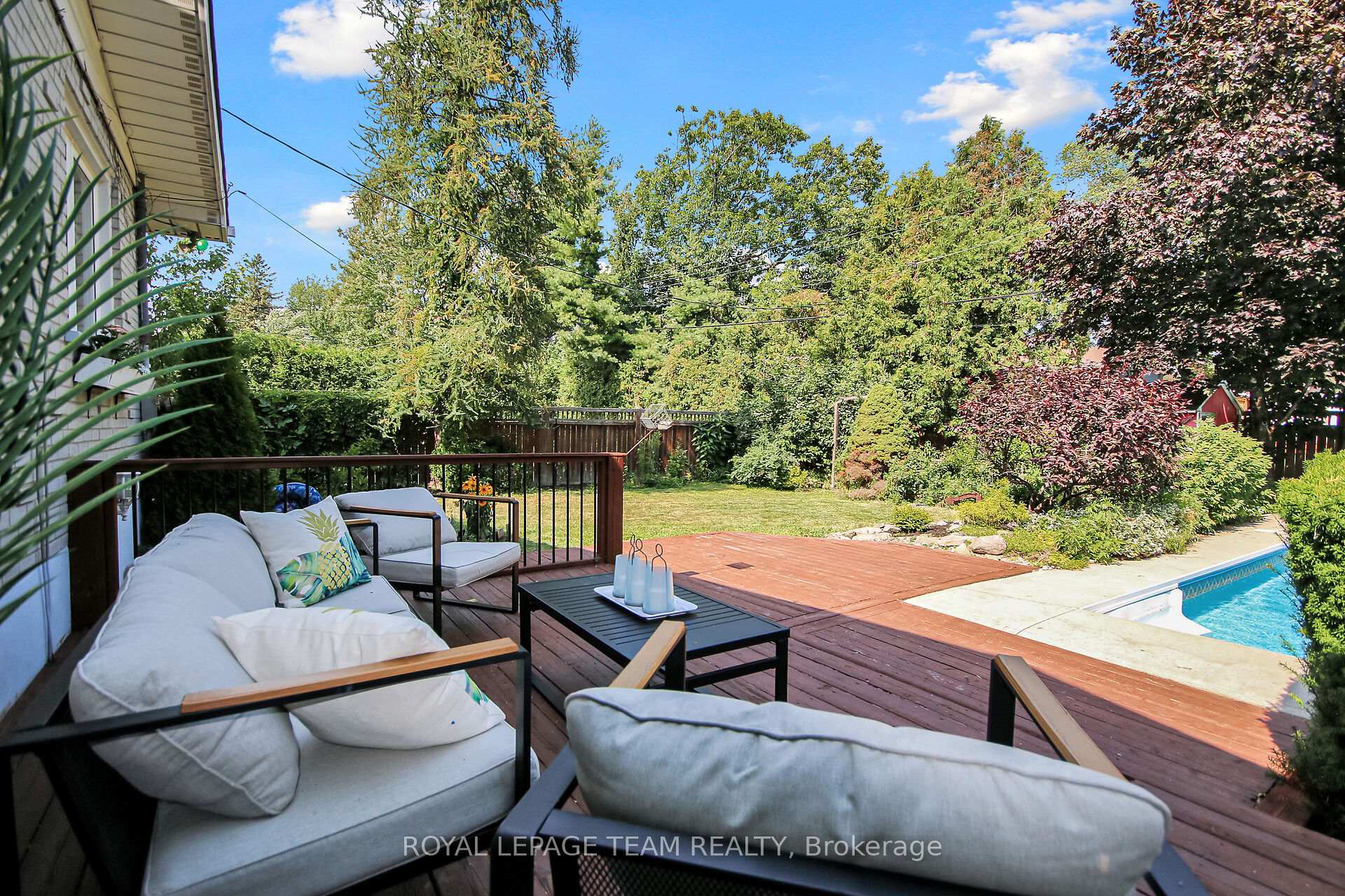 Photo 40 of 2175 Audrey Avenue, Ottawa, Hawthorne Meadows — HOMEH