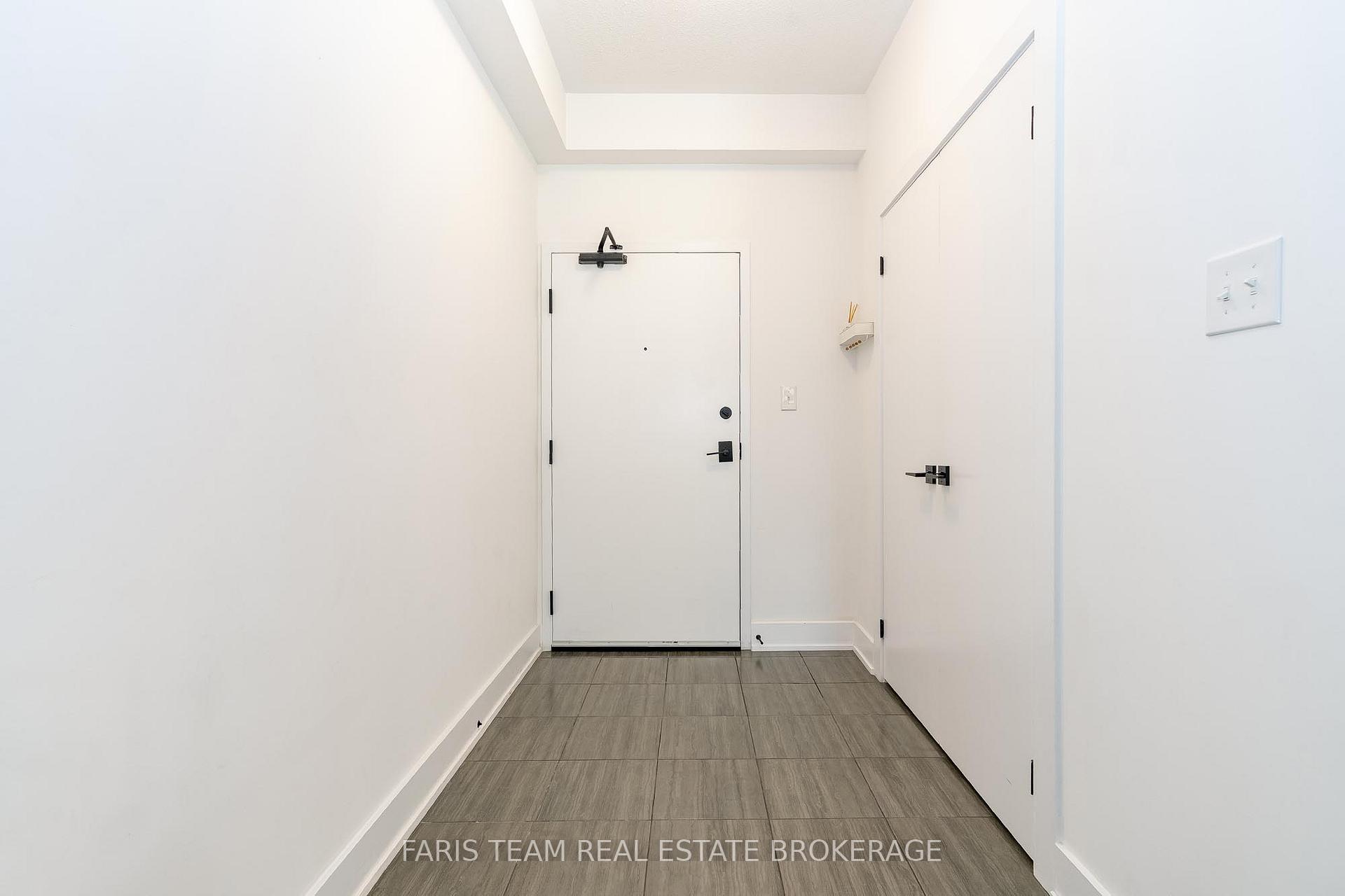 Photo 9 of Unit 102, 8 Culinary Lane, Barrie, Rural Barrie Southeast — HOMEH