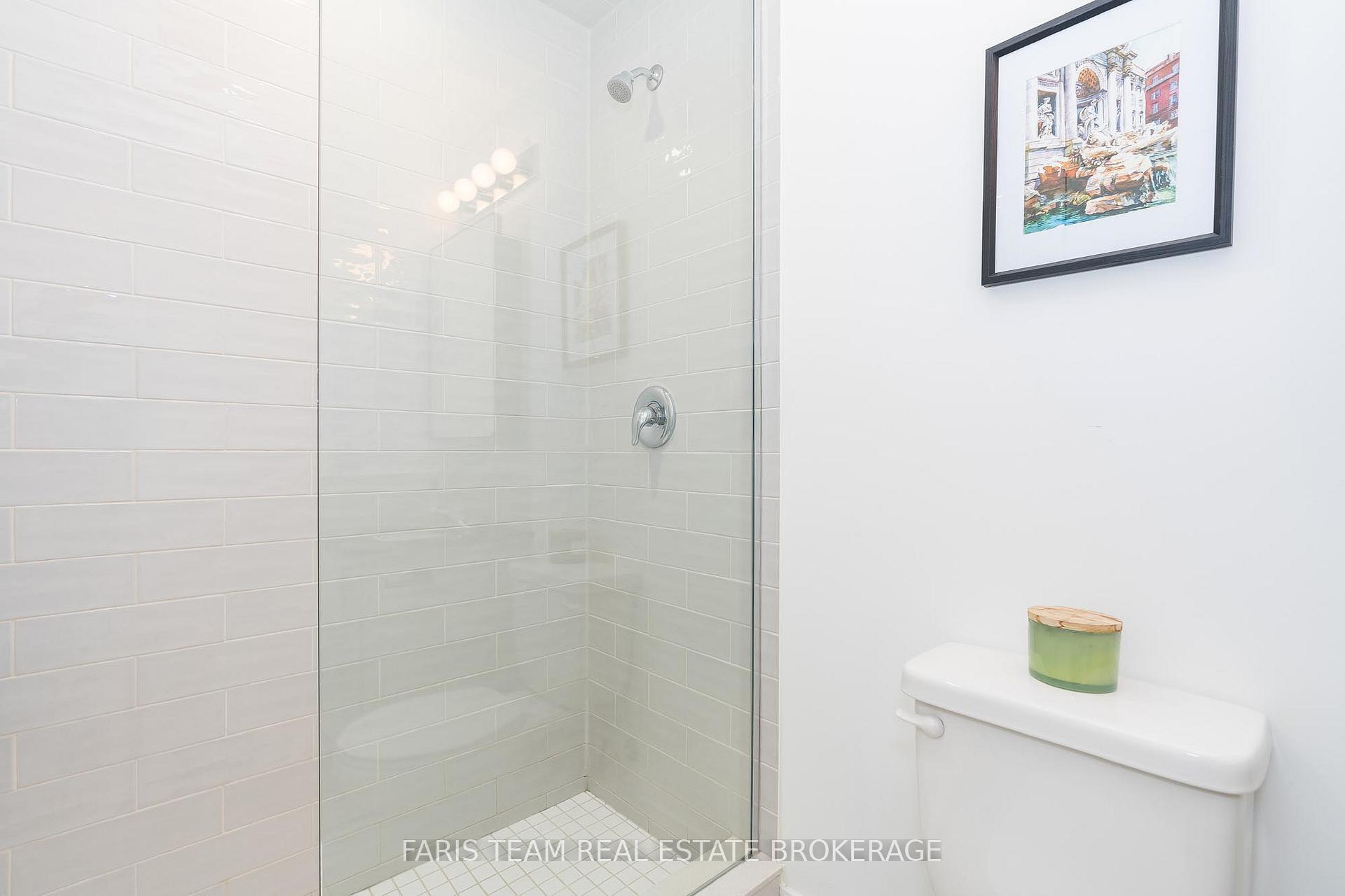 Photo 23 of Unit 102, 8 Culinary Lane, Barrie, Rural Barrie Southeast — HOMEH