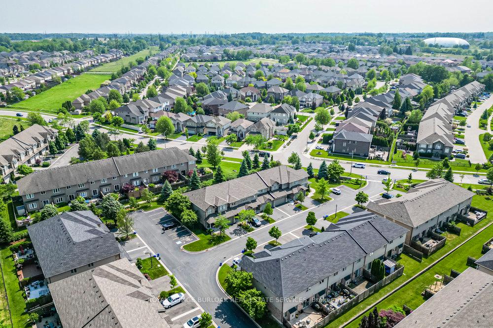 Photo 48 of Unit 29, 441 Stonehenge Drive, Hamilton, Meadowlands — HOMEH