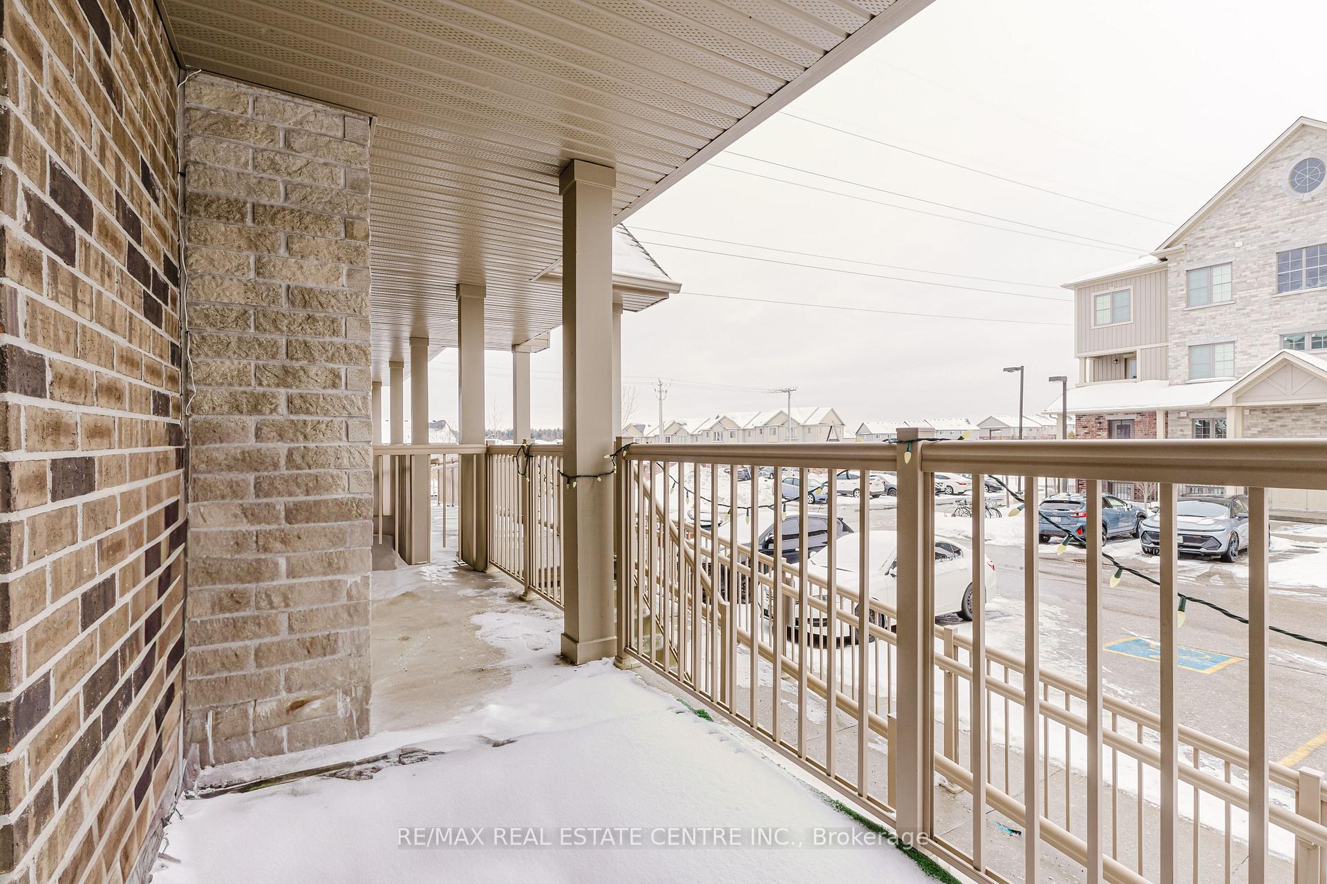Photo 5 of Unit 3D, 255 Maitland Street, Kitchener — HOMEH