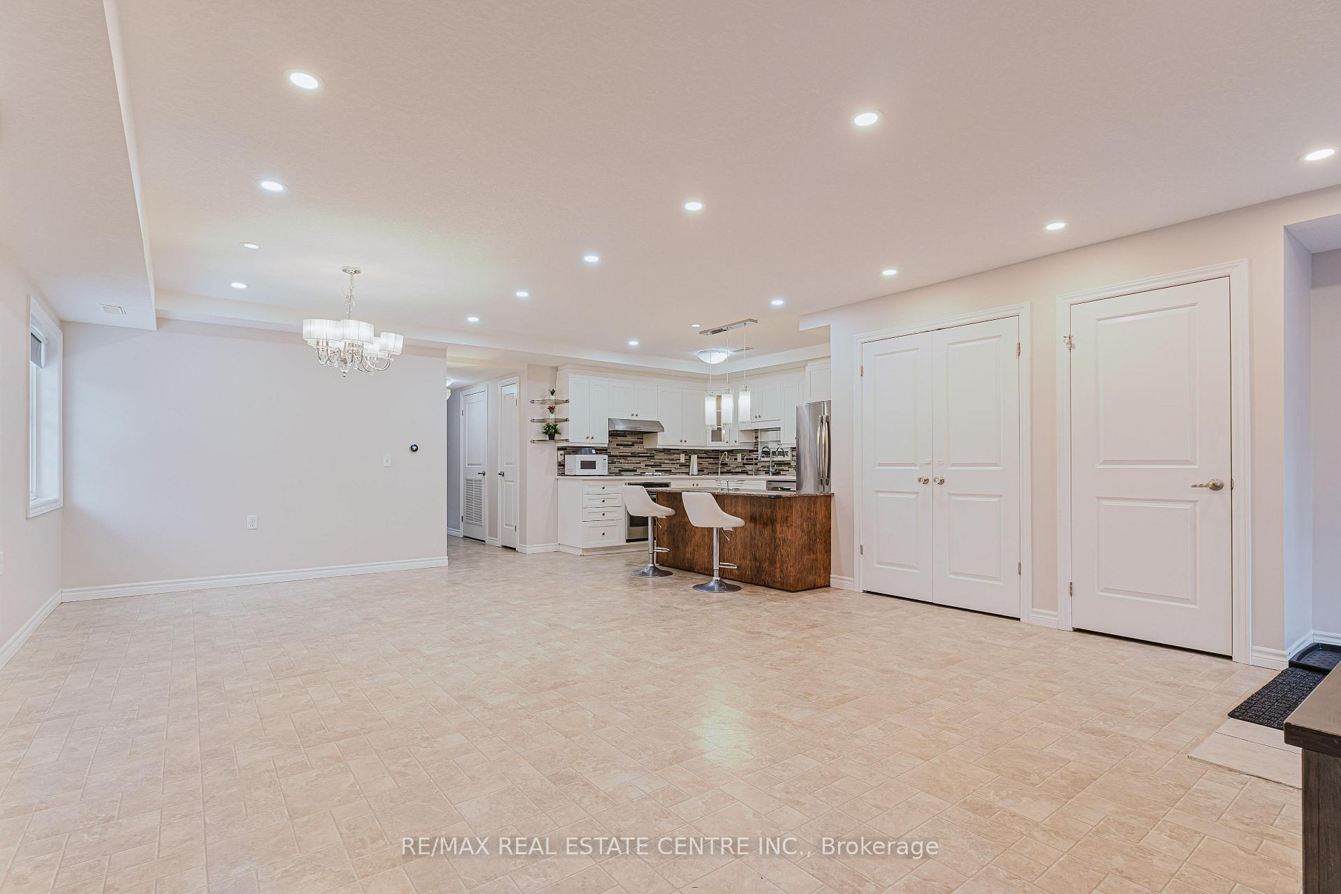 Photo 7 of Unit 3D, 255 Maitland Street, Kitchener — HOMEH