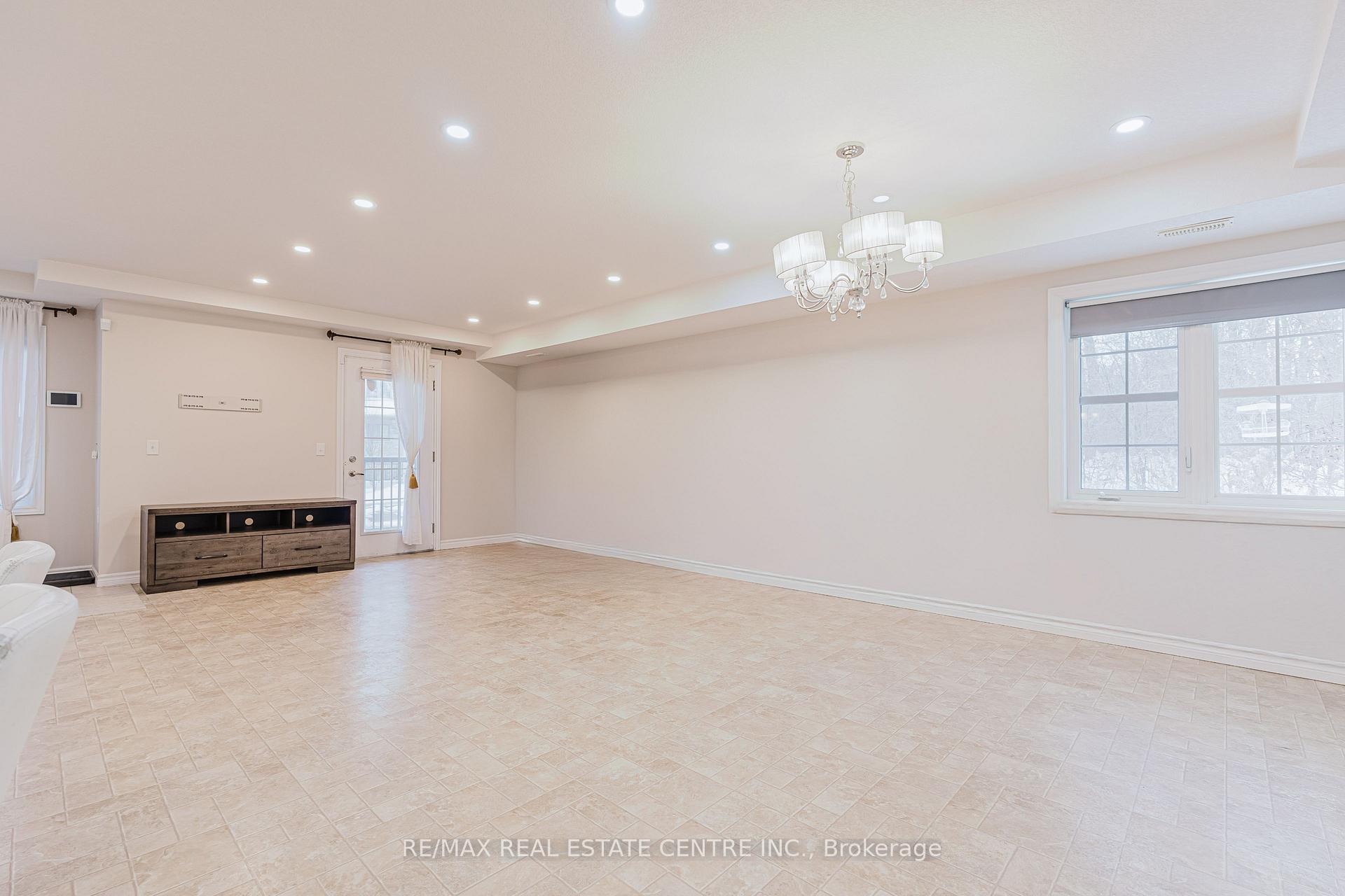 Photo 9 of Unit 3D, 255 Maitland Street, Kitchener — HOMEH