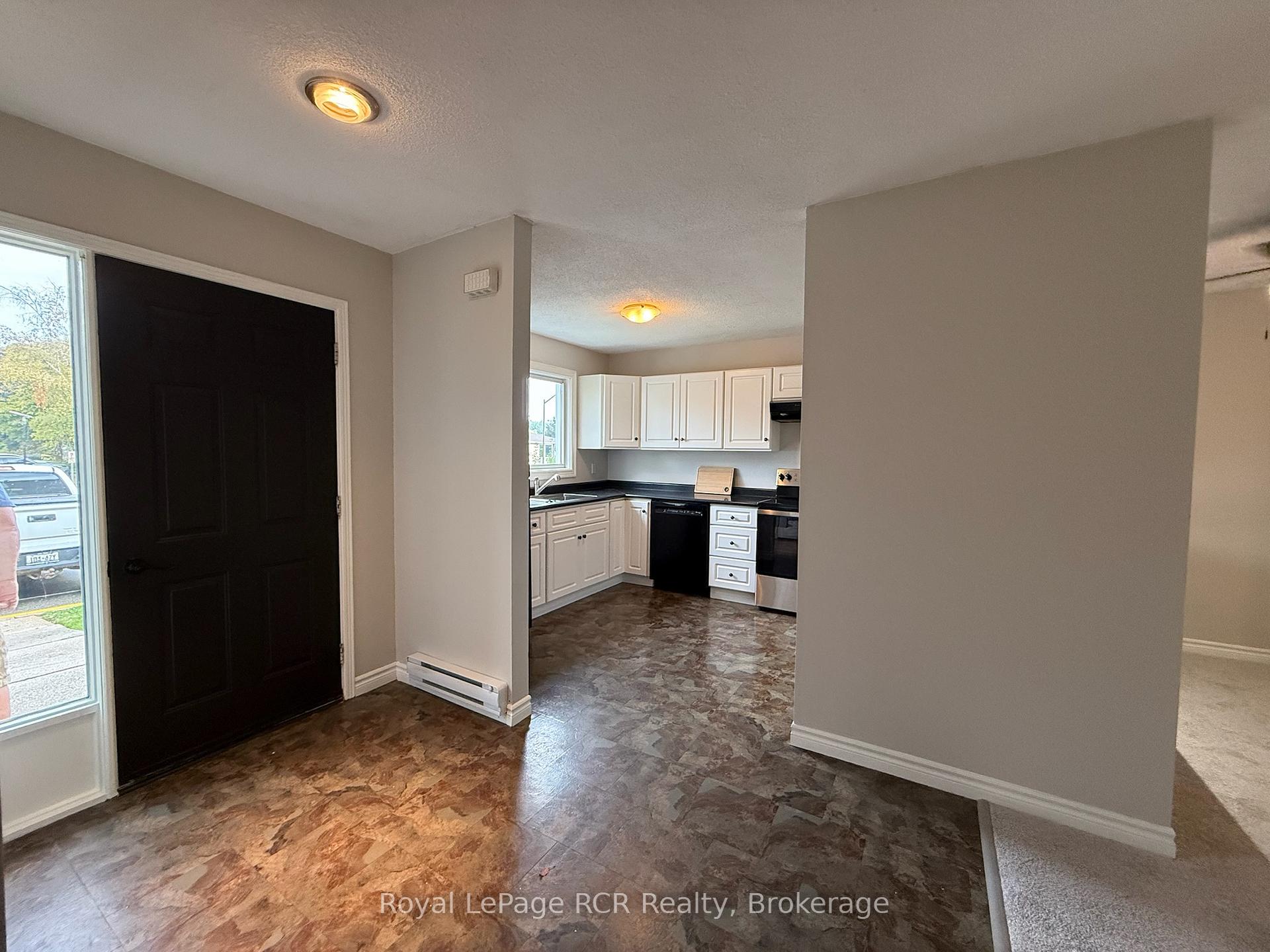 Photo 8 of Unit 3, 15 Watts Crescent, Collingwood — HOMEH