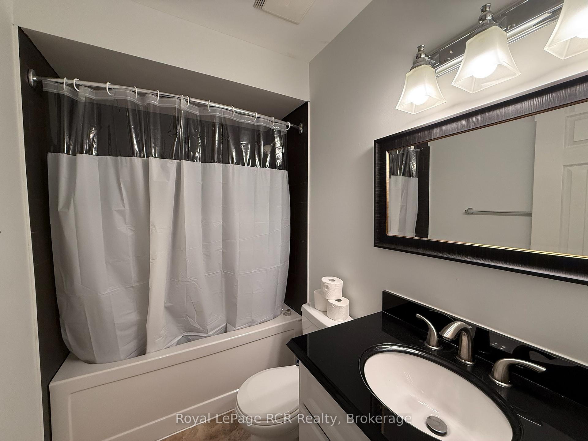 Photo 13 of Unit 3, 15 Watts Crescent, Collingwood — HOMEH