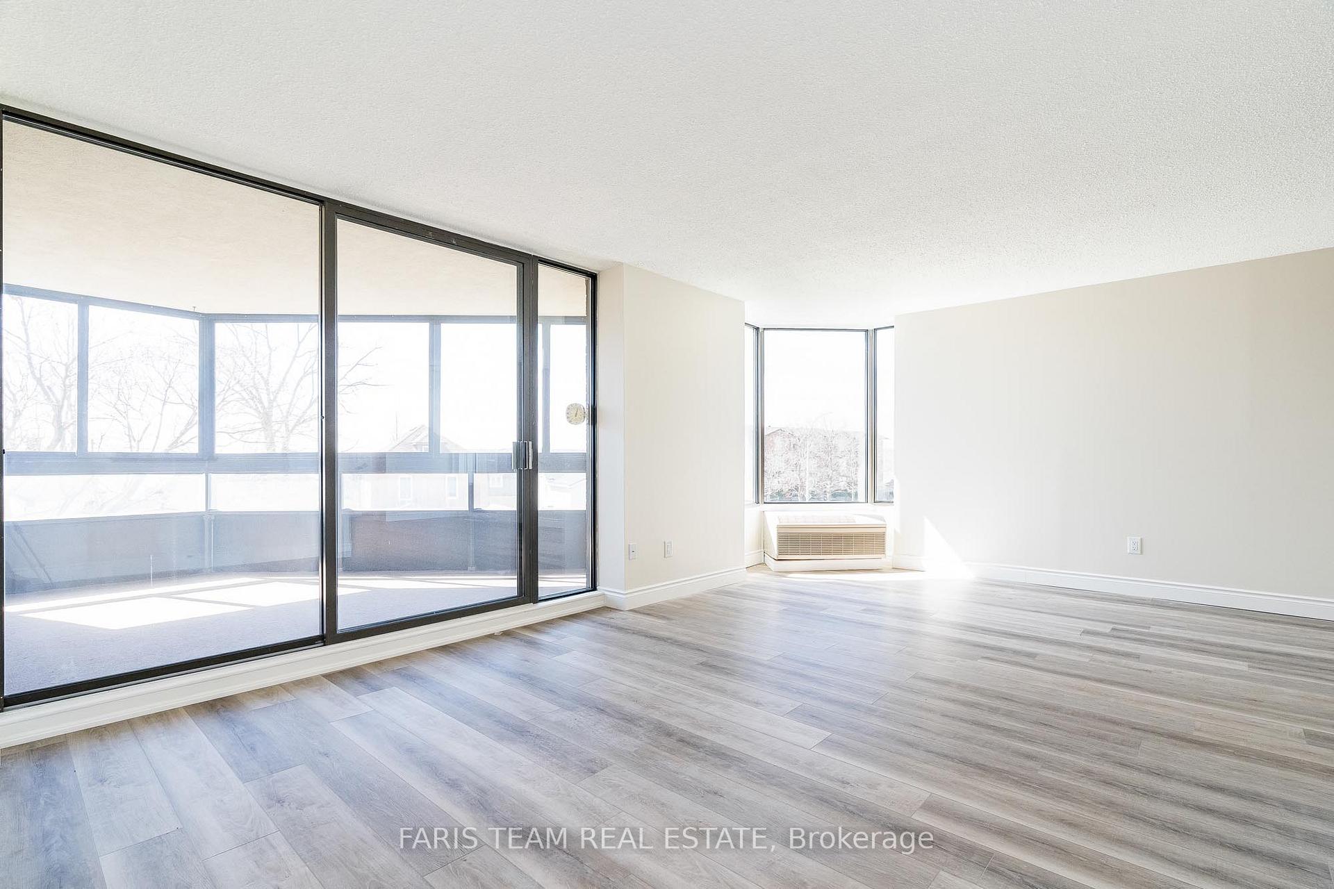 Photo 8 of Unit 106, 181 Collier Street, Barrie, North Shore — HOMEH