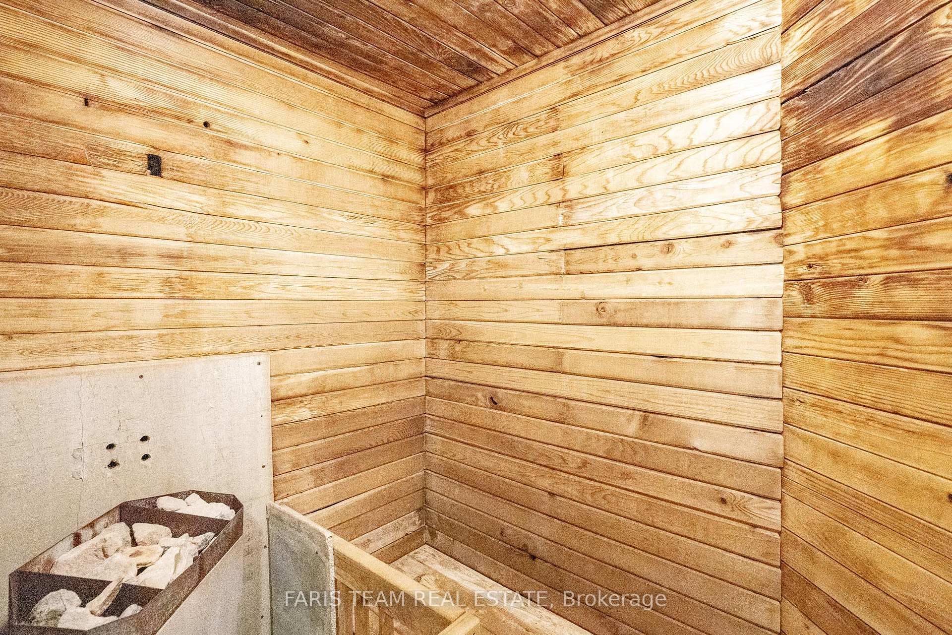 Photo 24 of Unit 106, 181 Collier Street, Barrie, North Shore — HOMEH