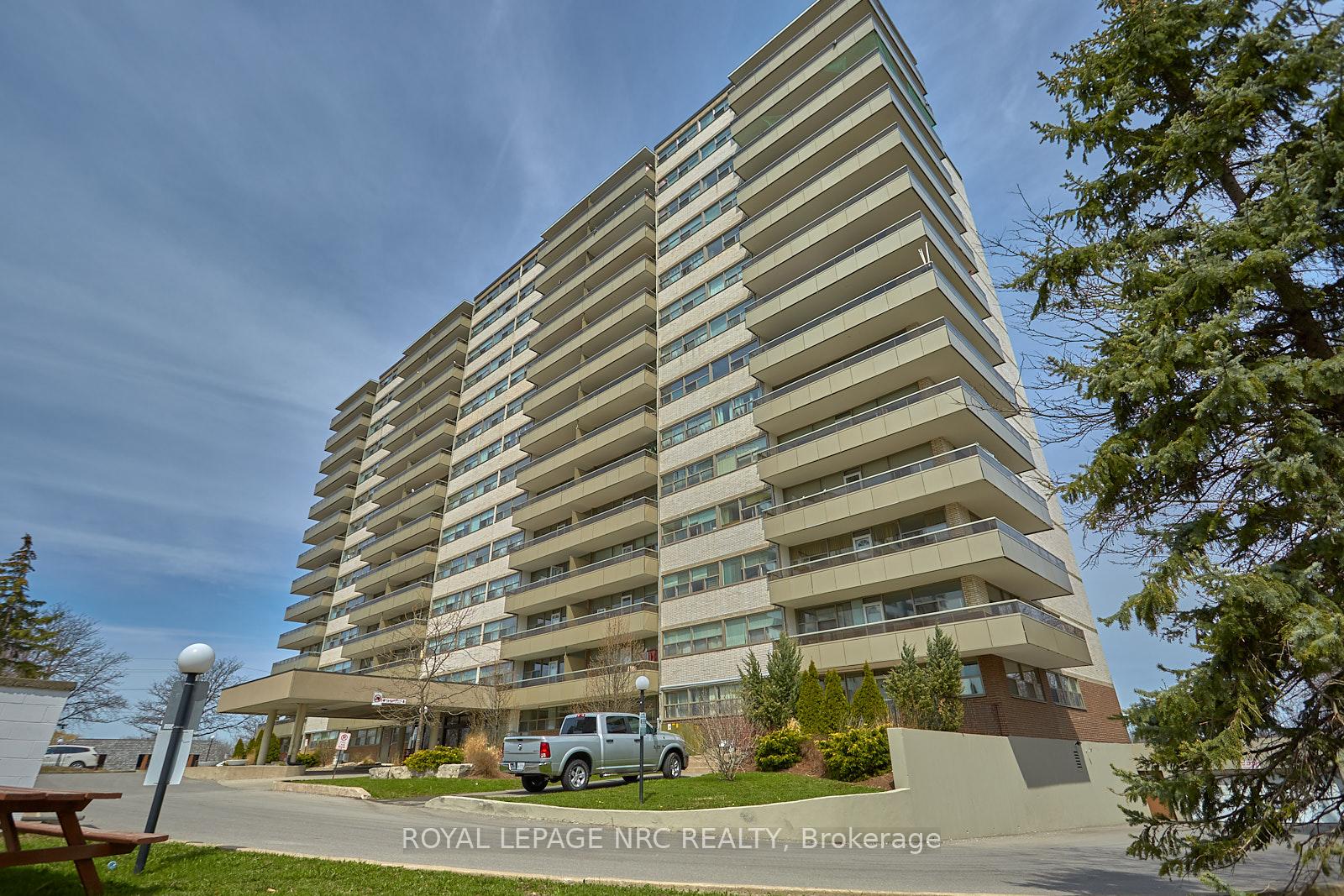 Front of Unit 307, 215 Glenridge Avenue