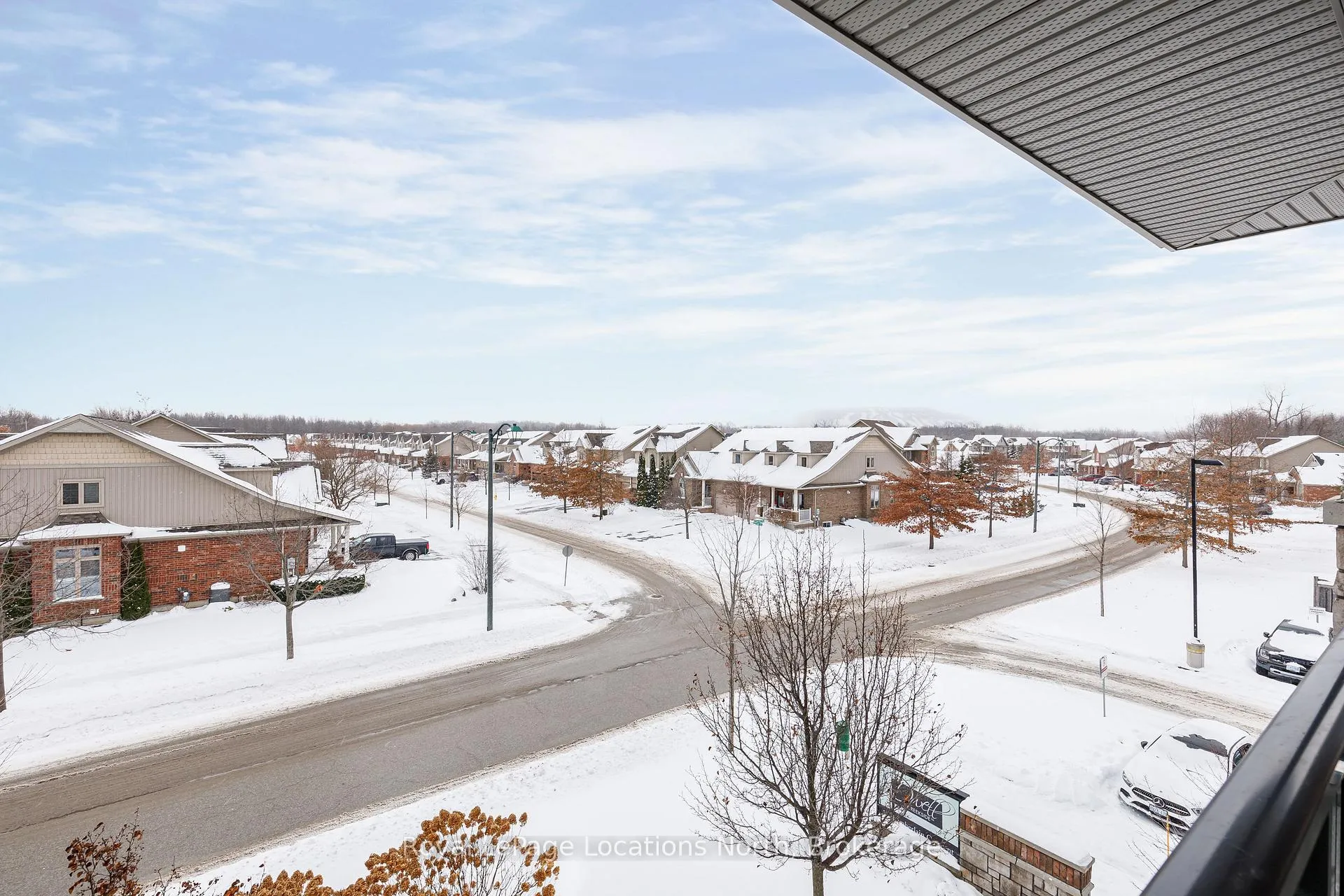 Photo 6 of Unit 303, 1 Chamberlain Crescent, Collingwood — HOMEH