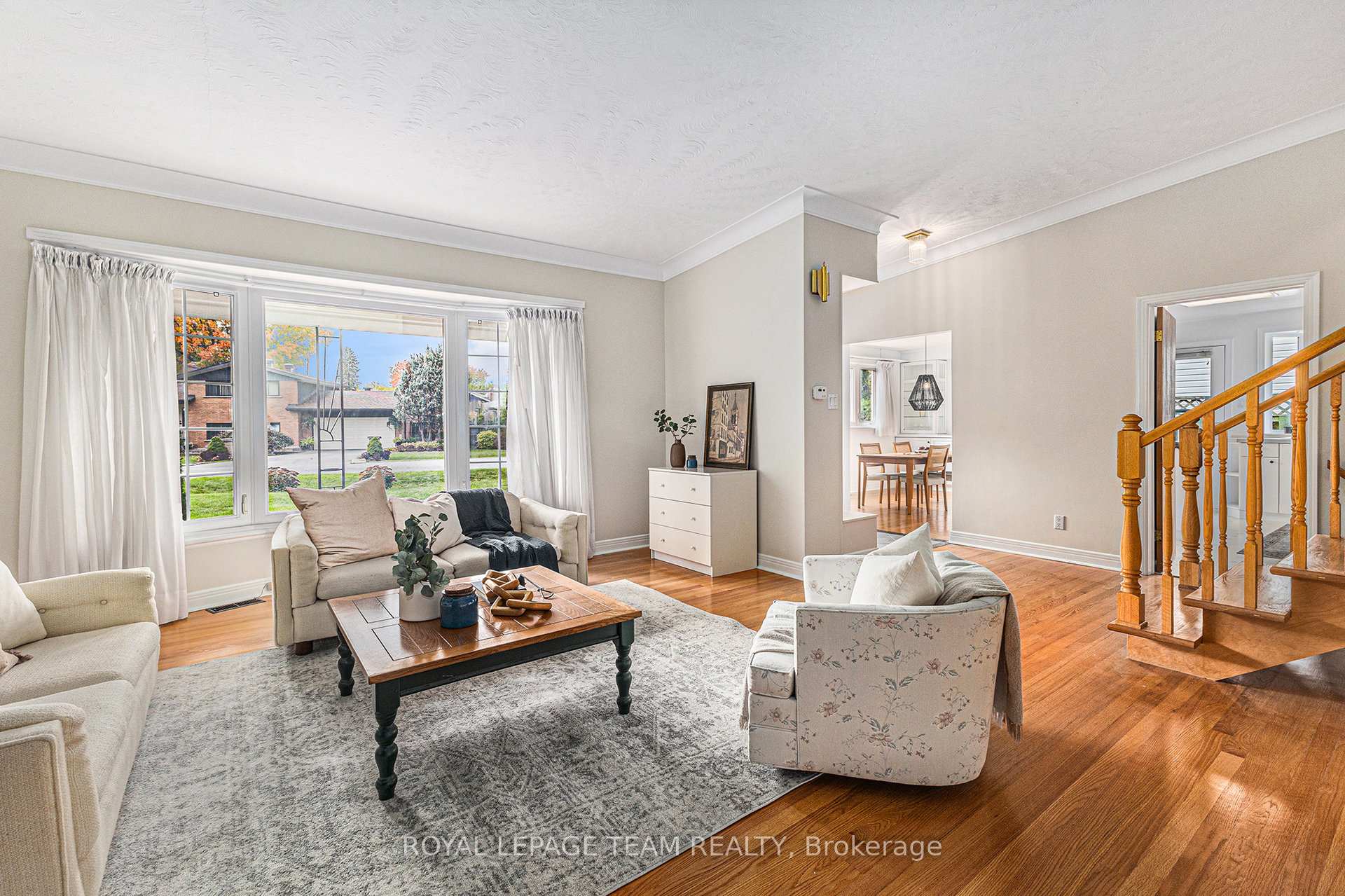 Photo 3 of 11 Horner Drive, Ottawa, Lakeview Park — HOMEH