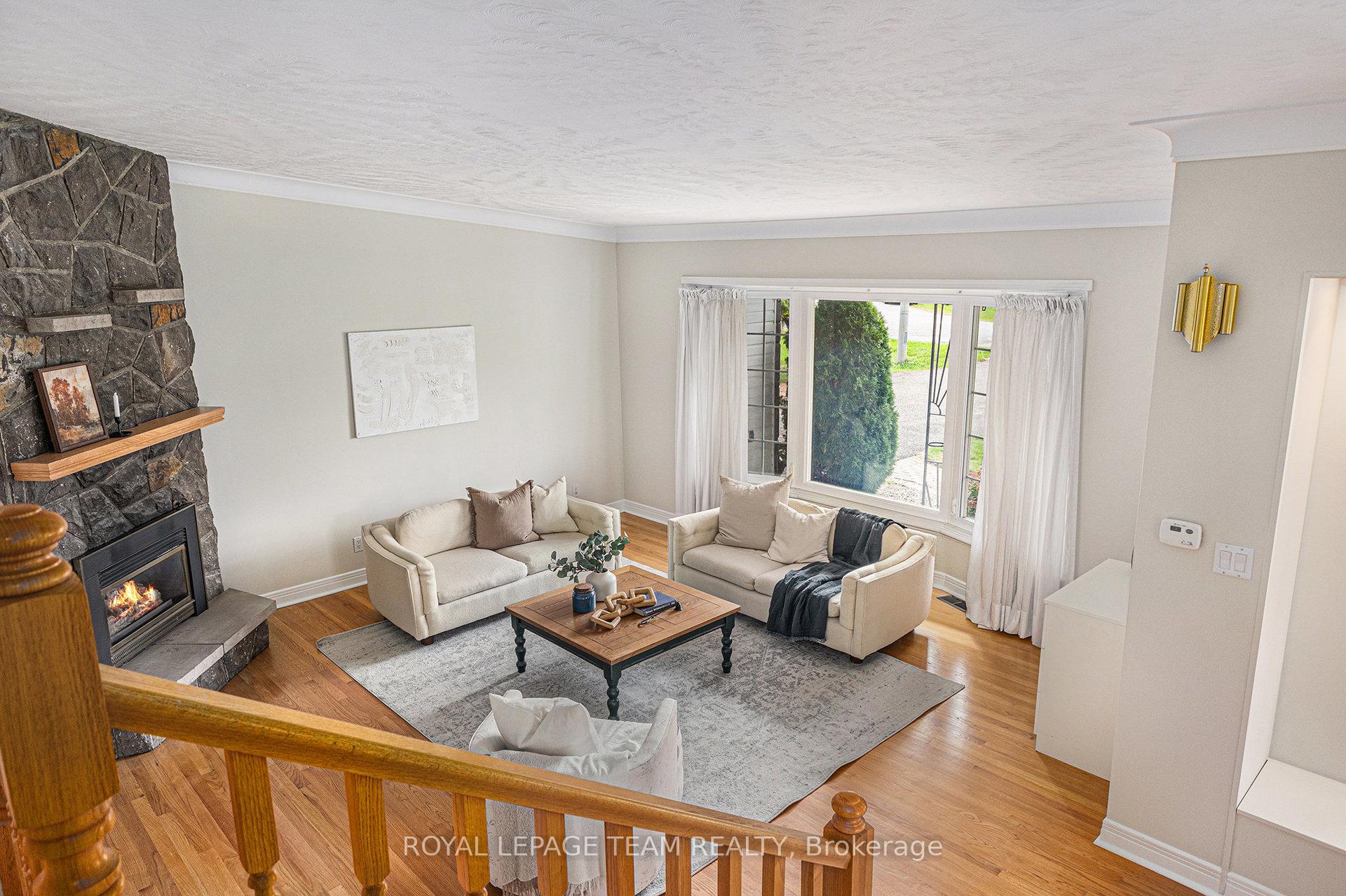 Photo 6 of 11 Horner Drive, Ottawa, Lakeview Park — HOMEH