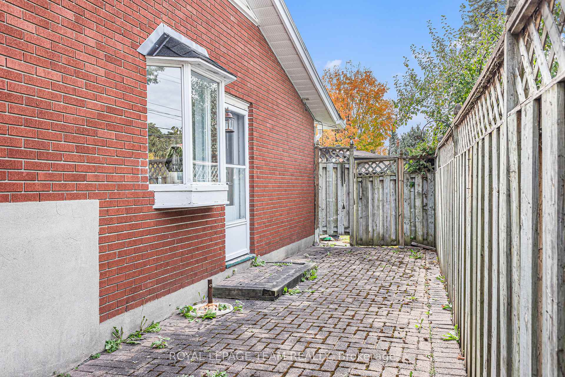 Photo 24 of 11 Horner Drive, Ottawa, Lakeview Park — HOMEH