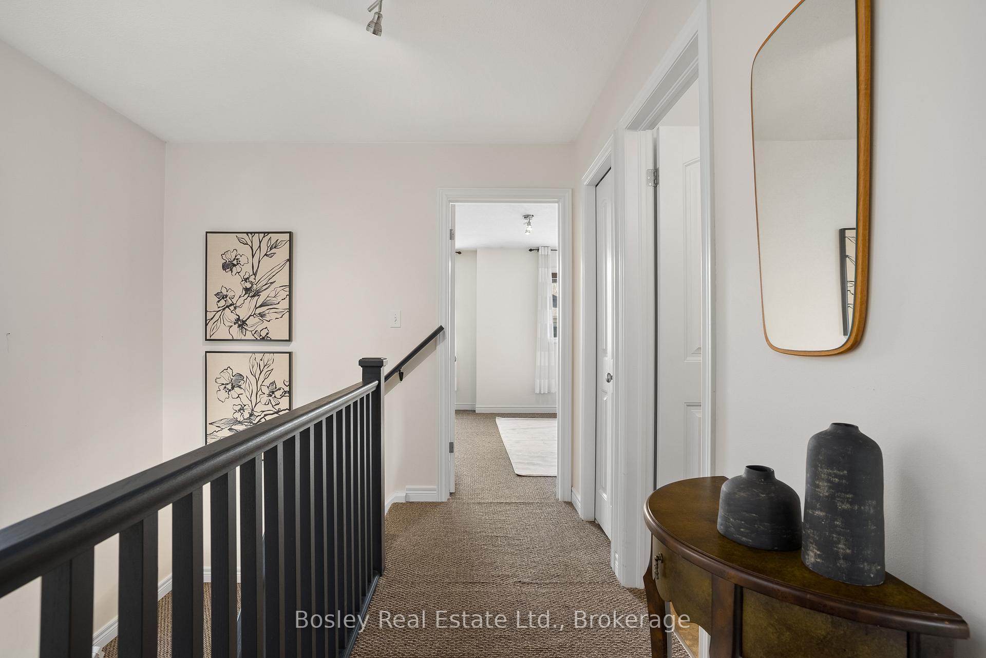 Photo 15 of 41 Silver Glen Boulevard, Collingwood — HOMEH