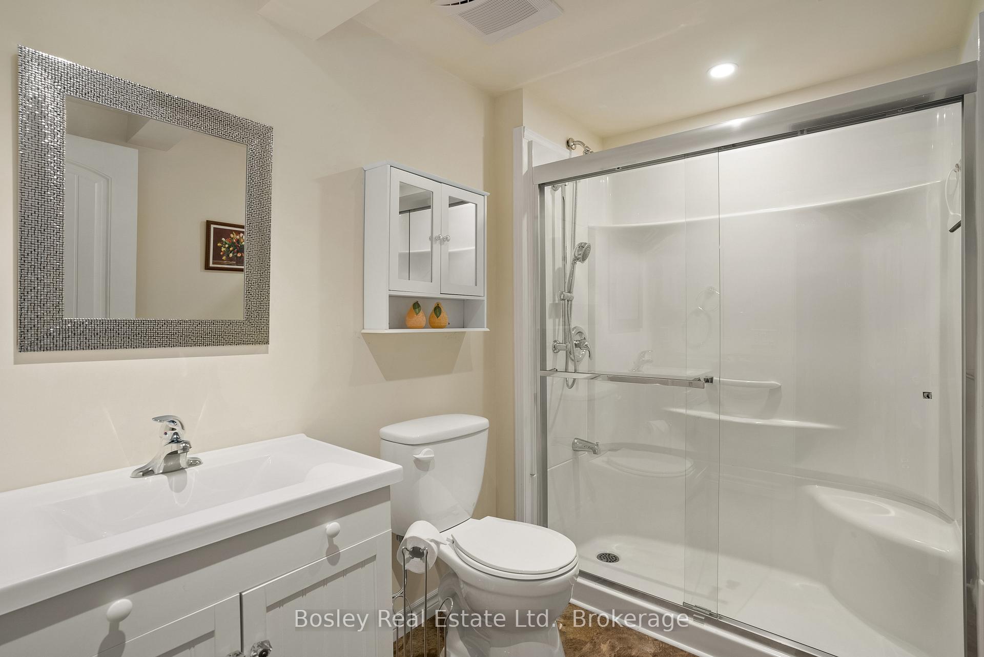 Photo 22 of 41 Silver Glen Boulevard, Collingwood — HOMEH