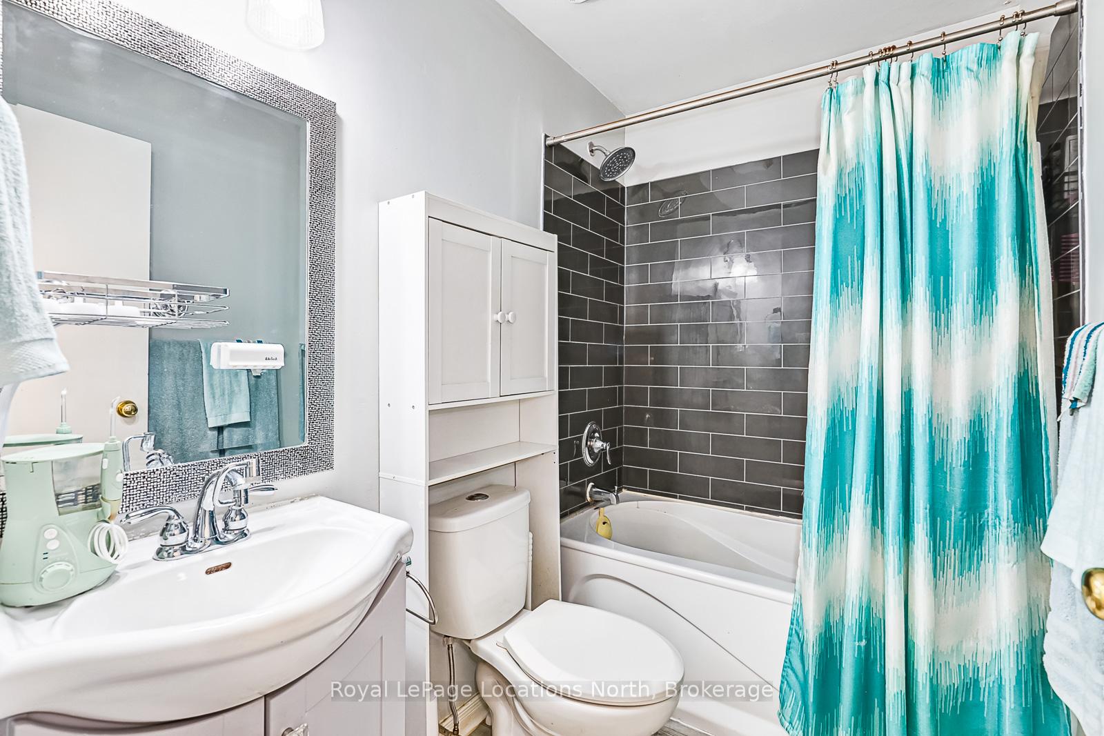 Photo 12 of Unit 32, 592 Tenth Street, Collingwood — HOMEH