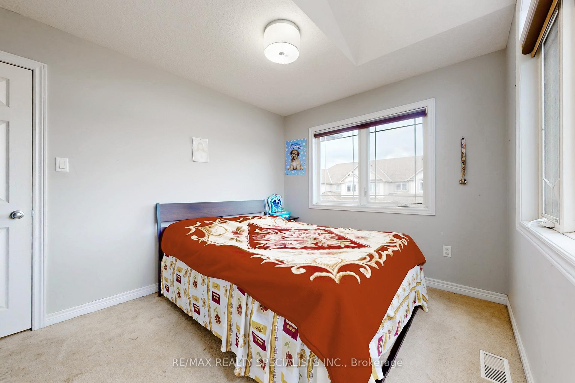 Photo 15 of Unit 21, 355 Macalister Boulevard, Guelph, Kortright East — HOMEH