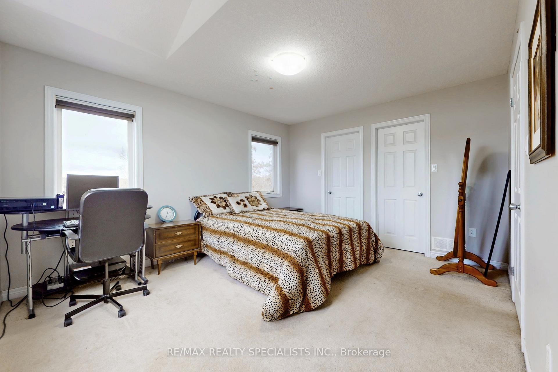 Photo 22 of Unit 21, 355 Macalister Boulevard, Guelph, Kortright East — HOMEH