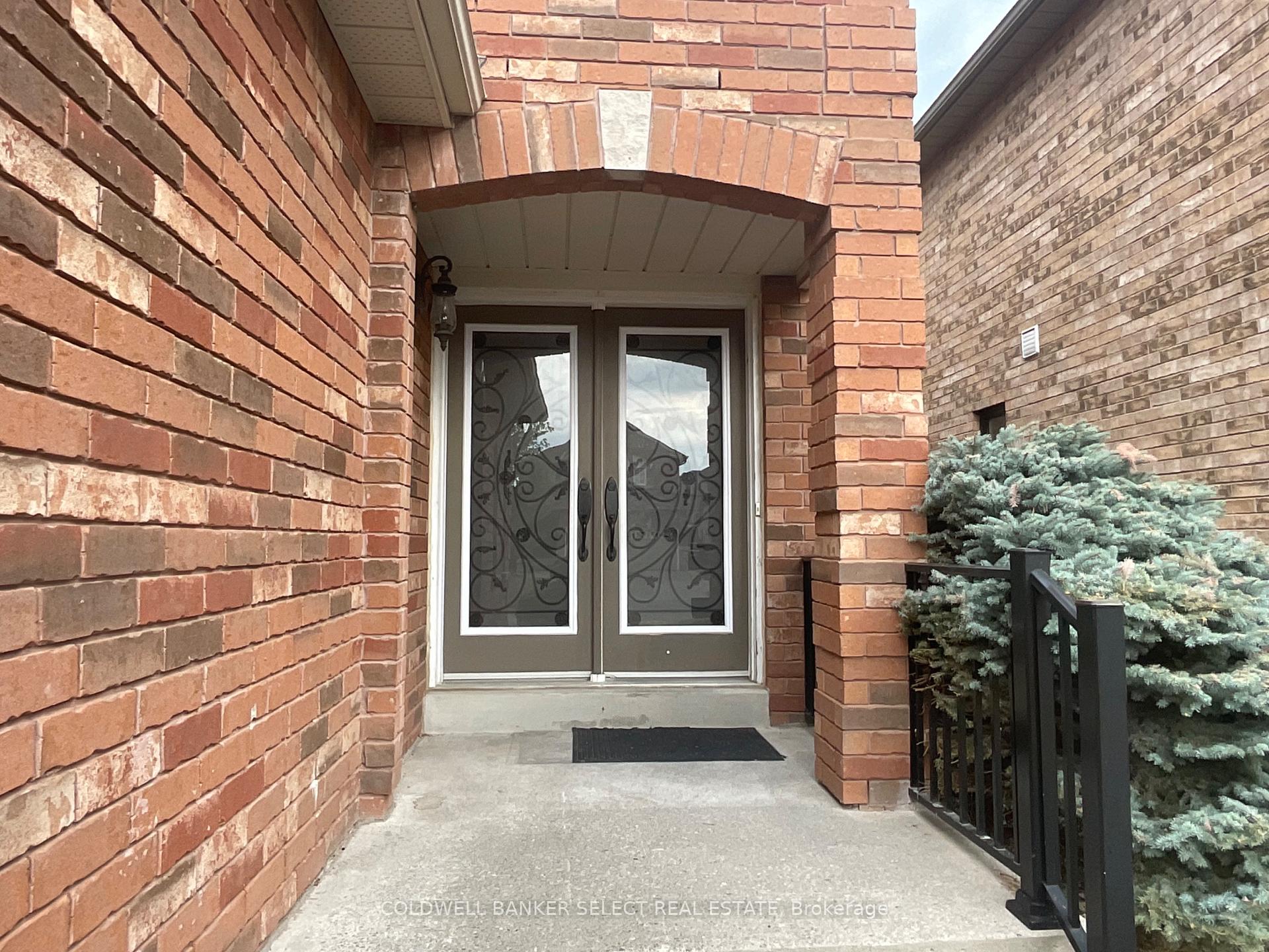 Photo 2 of 11 Shangrila Terrace, Caledon, Bolton West — HOMEH