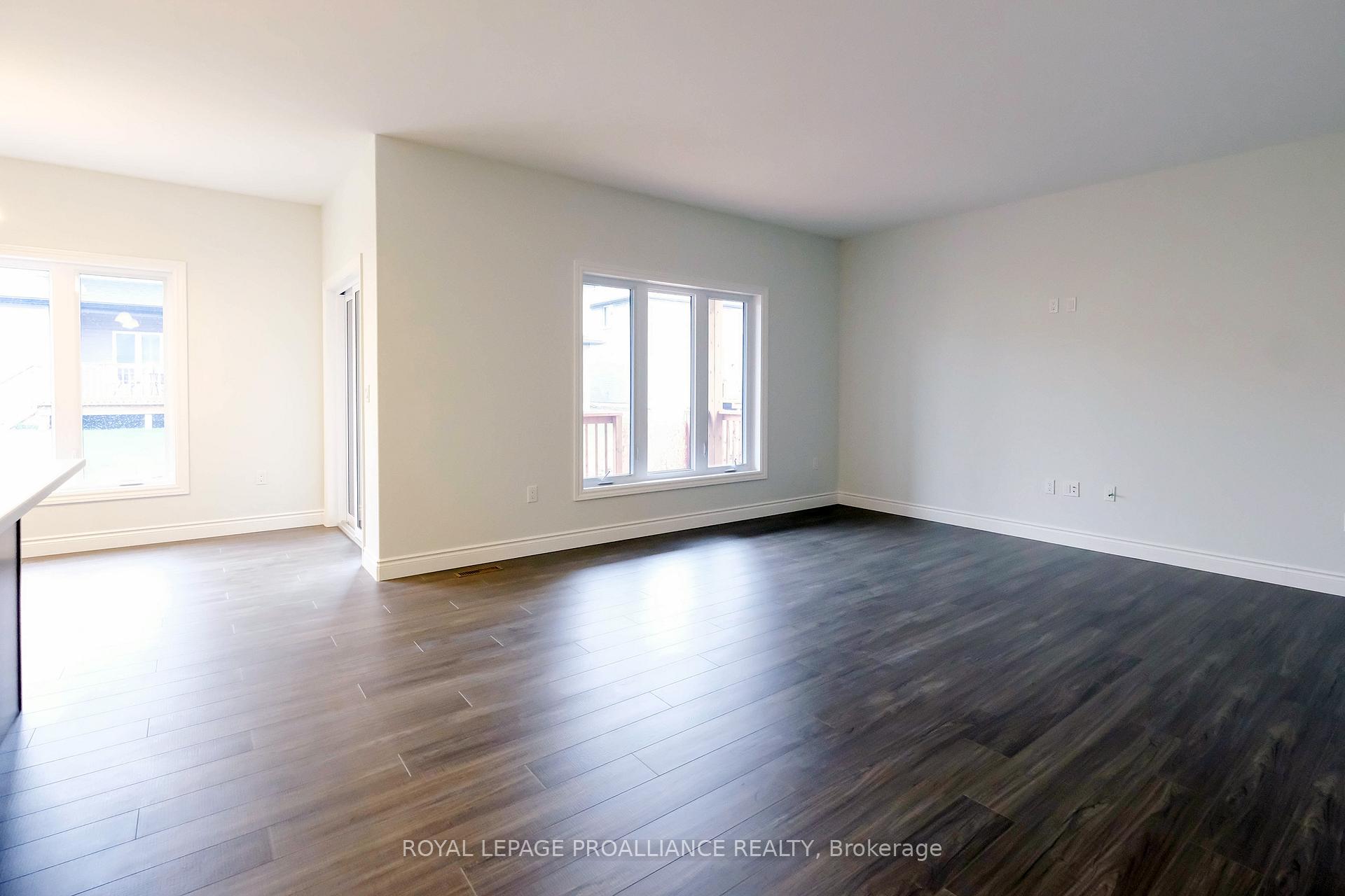 Photo 5 of 51 Redwood Drive, Belleville, Thurlow Ward — HOMEH
