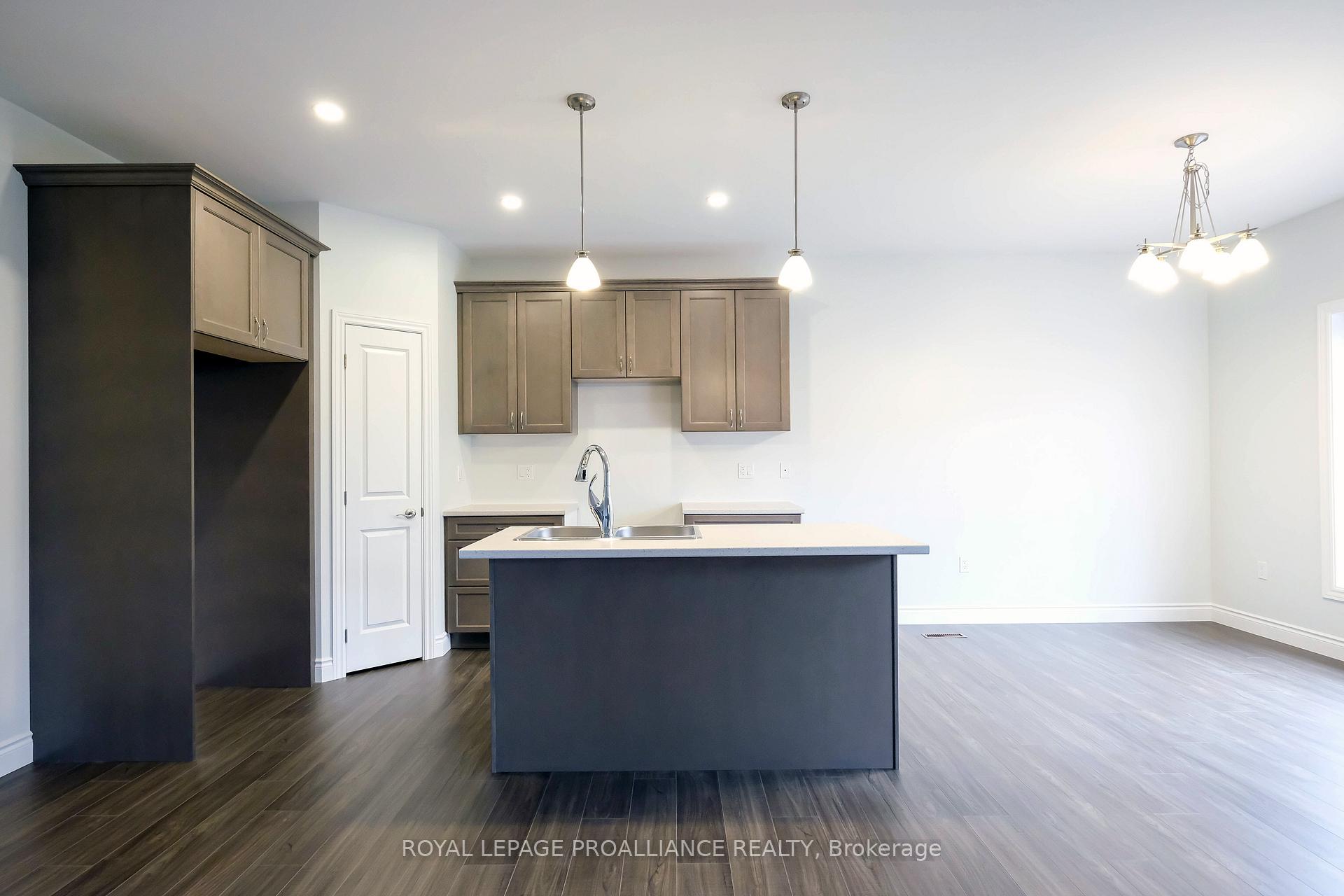 Photo 6 of 51 Redwood Drive, Belleville, Thurlow Ward — HOMEH