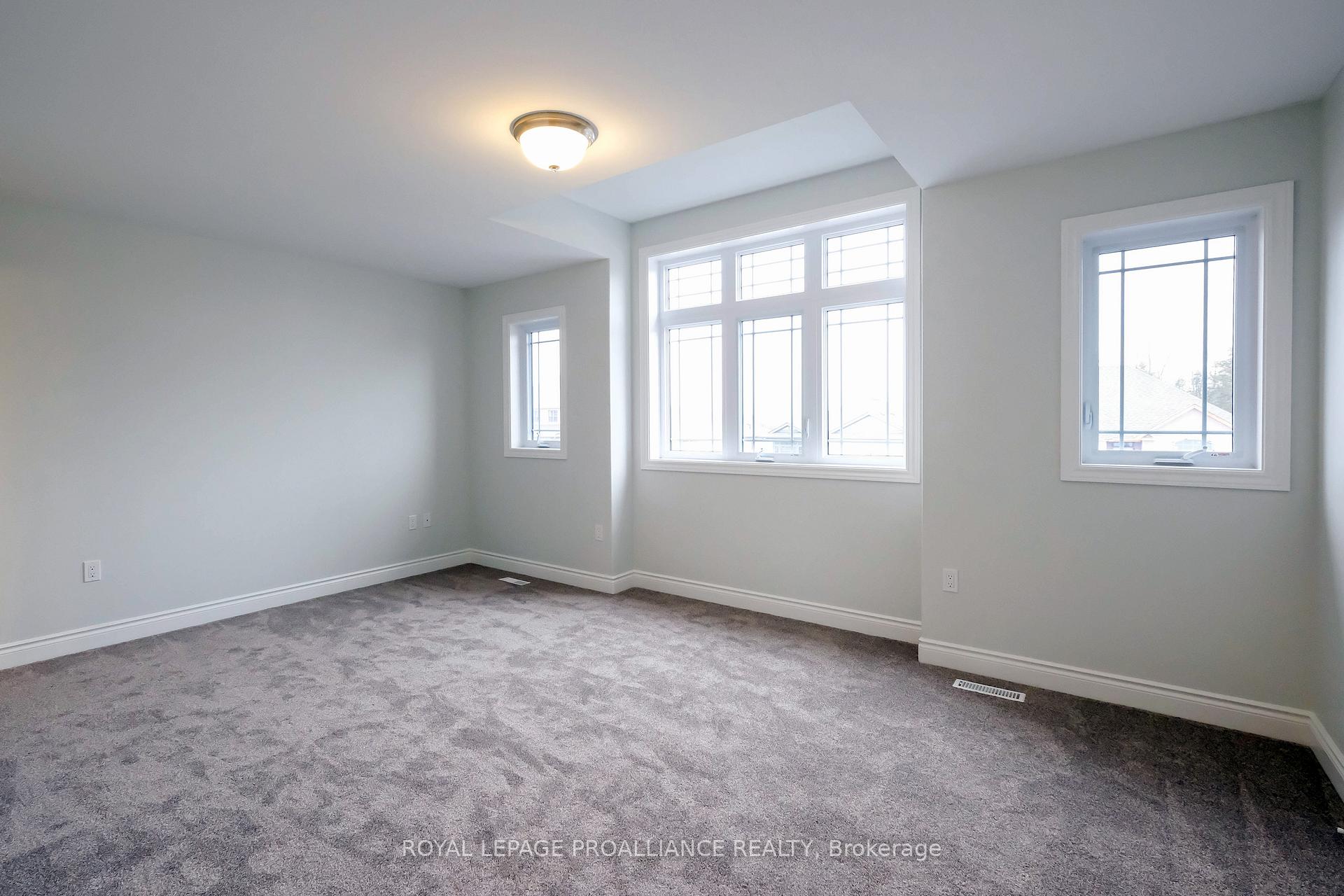 Photo 15 of 51 Redwood Drive, Belleville, Thurlow Ward — HOMEH