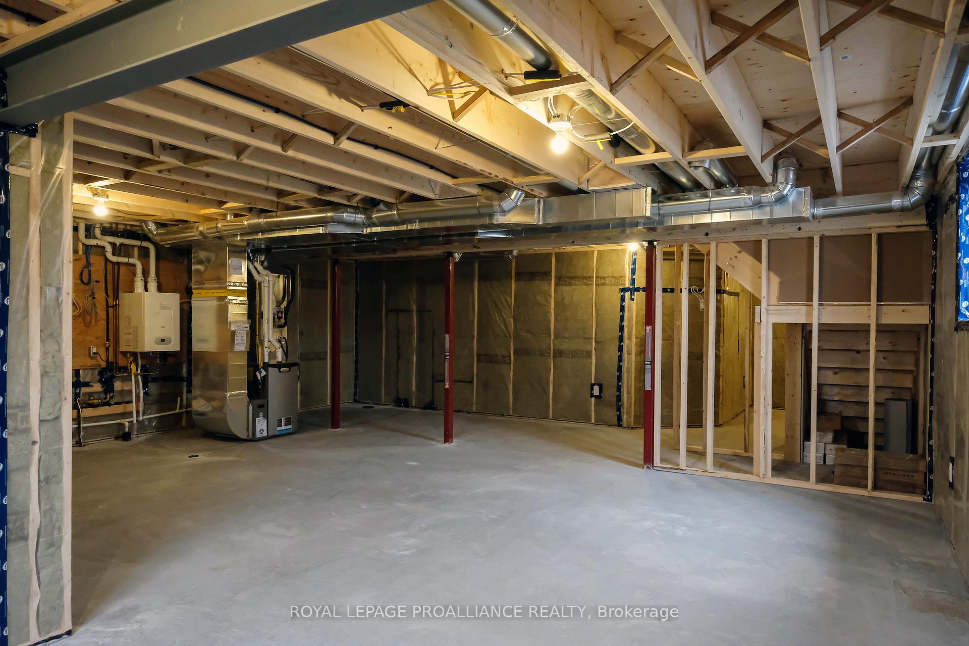 Photo 16 of 51 Redwood Drive, Belleville, Thurlow Ward — HOMEH