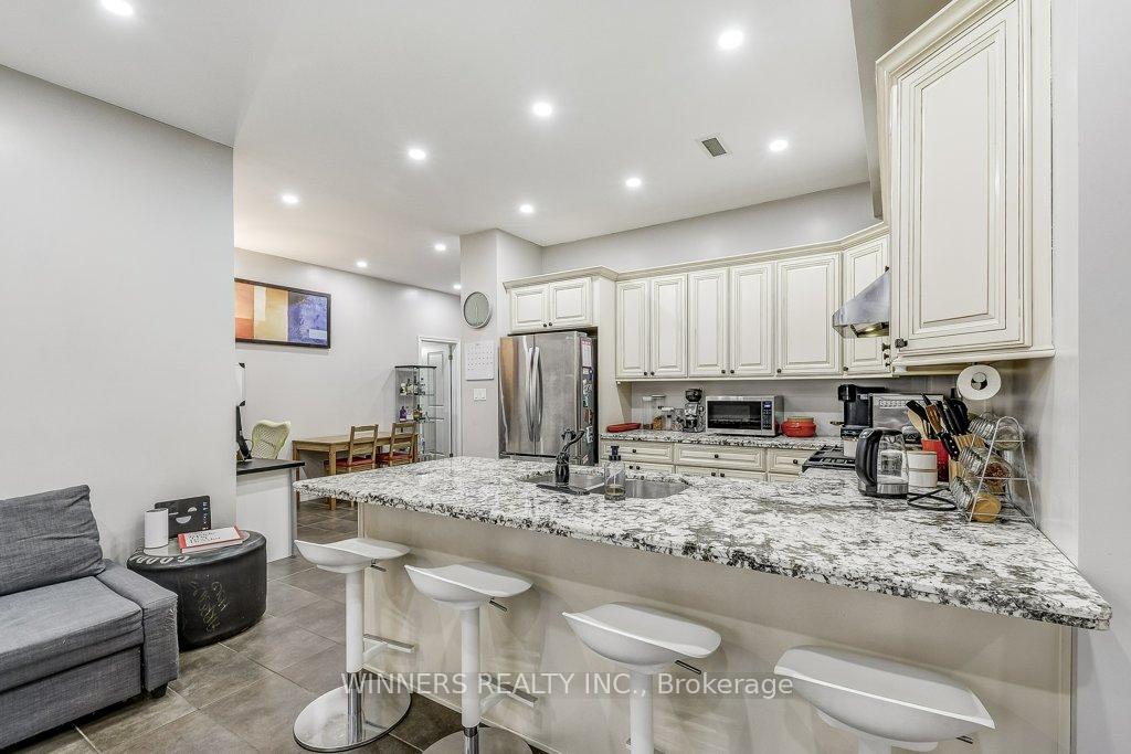 Photo 11 of Unit 101, 130 Wellington Street N, Hamilton, Beasley — HOMEH