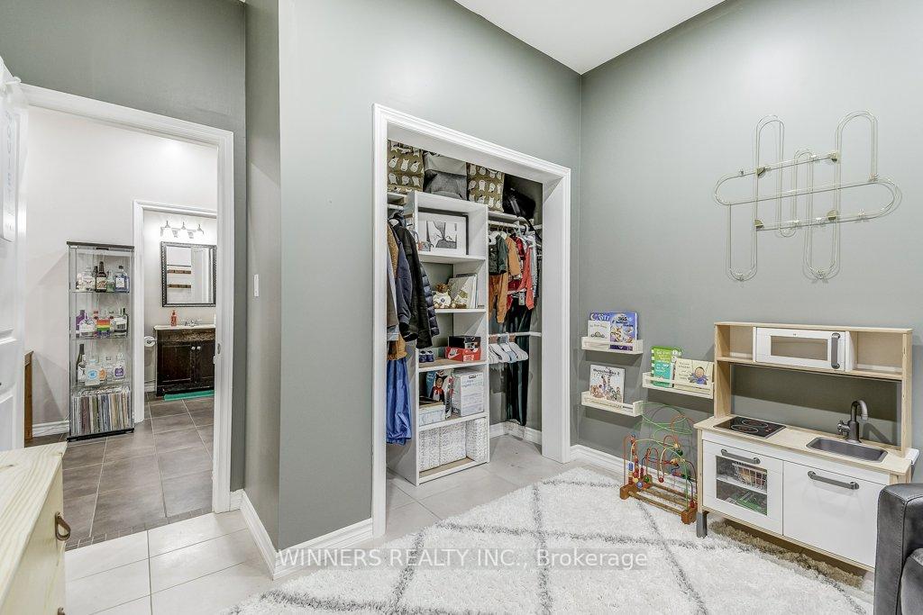 Photo 17 of Unit 101, 130 Wellington Street N, Hamilton, Beasley — HOMEH