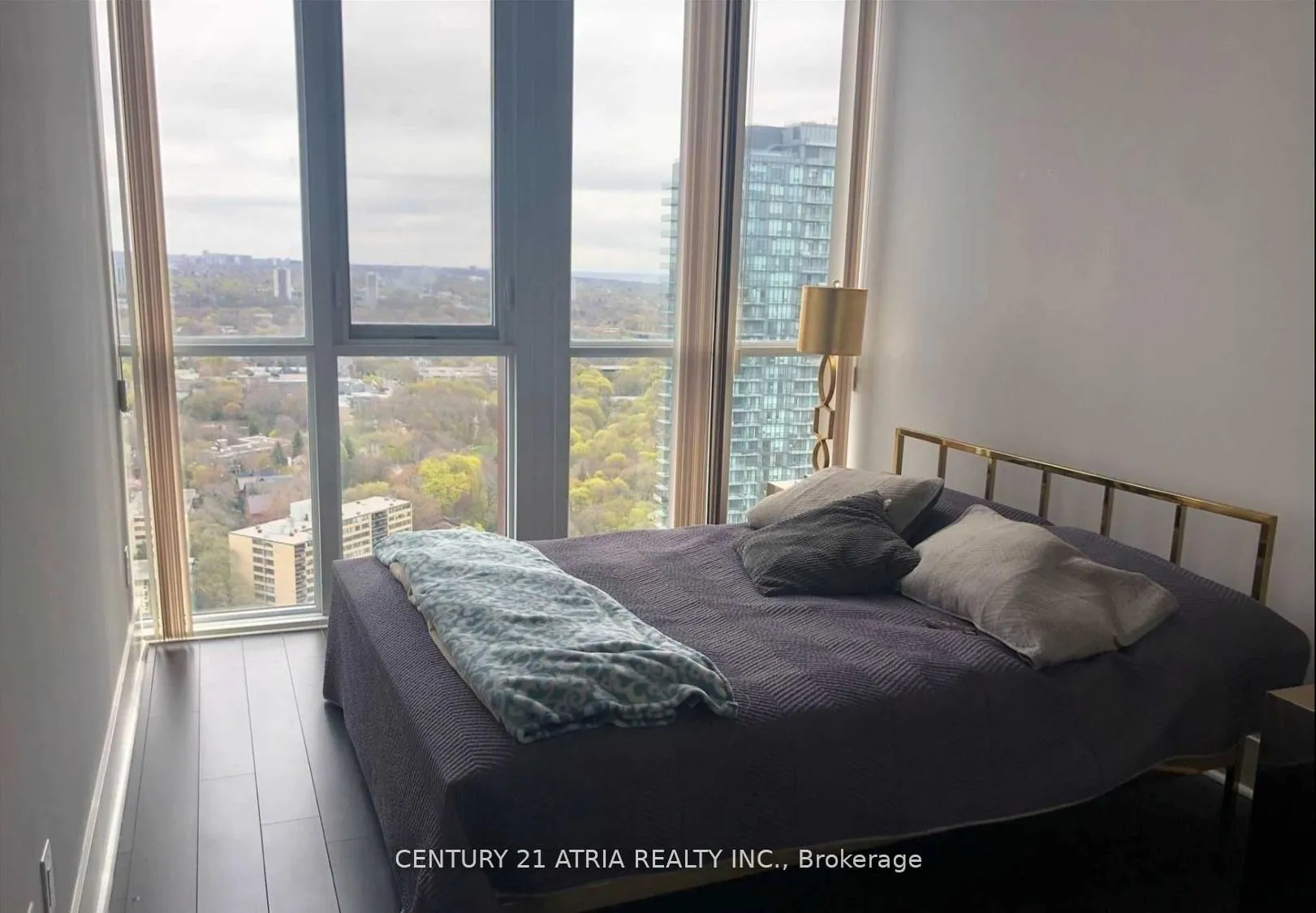 Photo 2 of Unit 3002, 32 Davenport Road, Toronto, The Annex — HOMEH