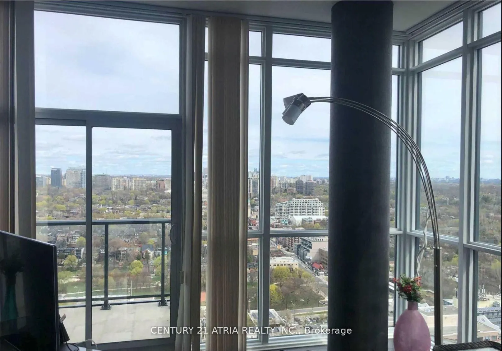 Photo 18 of Unit 3002, 32 Davenport Road, Toronto, The Annex — HOMEH