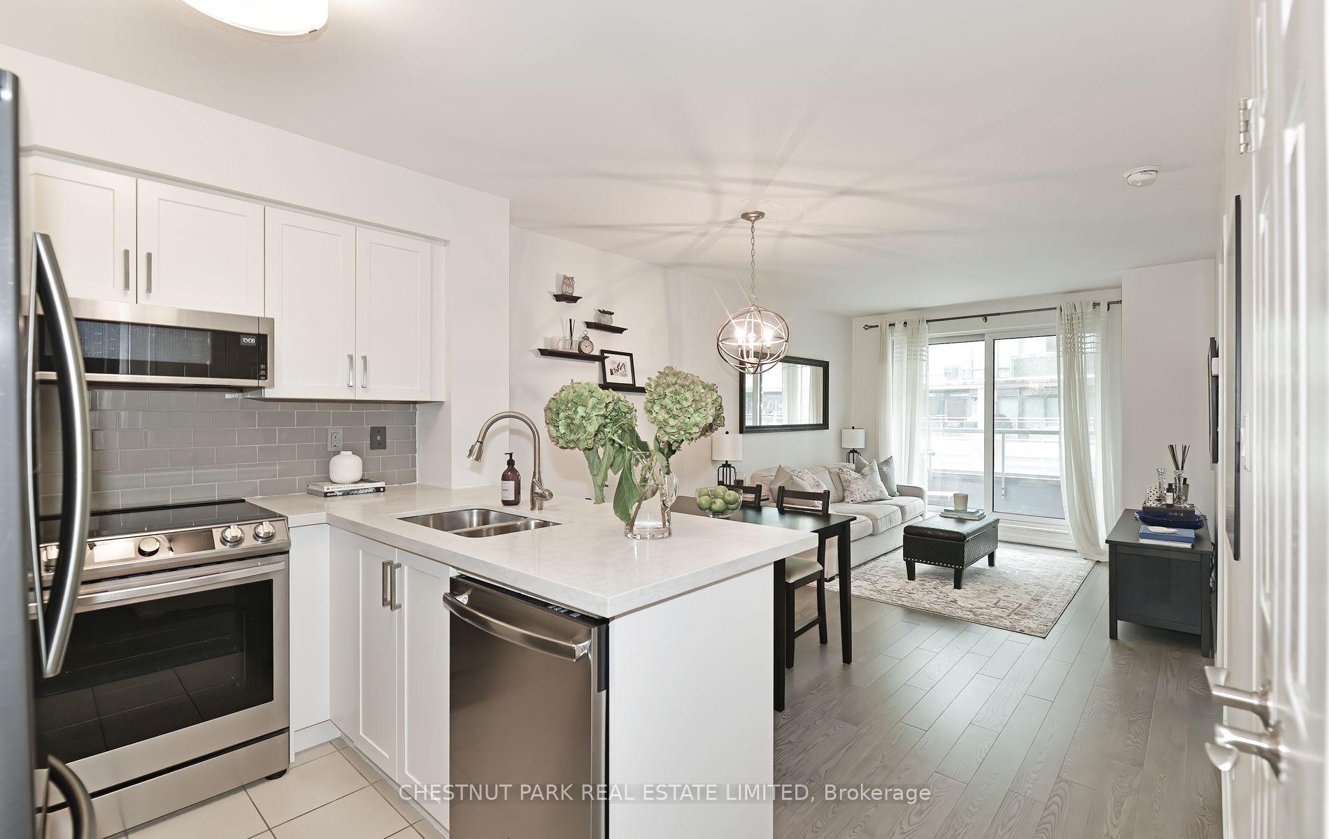 Photo 3 of Unit 1013, 230 King Street, Toronto, Moss Park — HOMEH