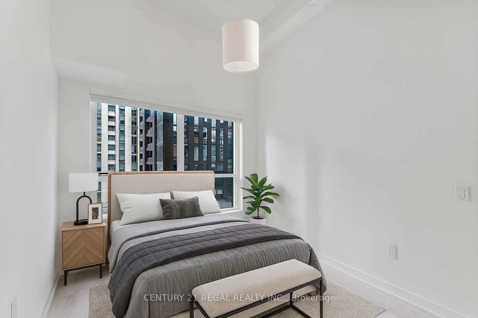 Photo 10 of Unit 1303, 110 Broadway Avenue, Toronto, Mount Pleasant West — HOMEH