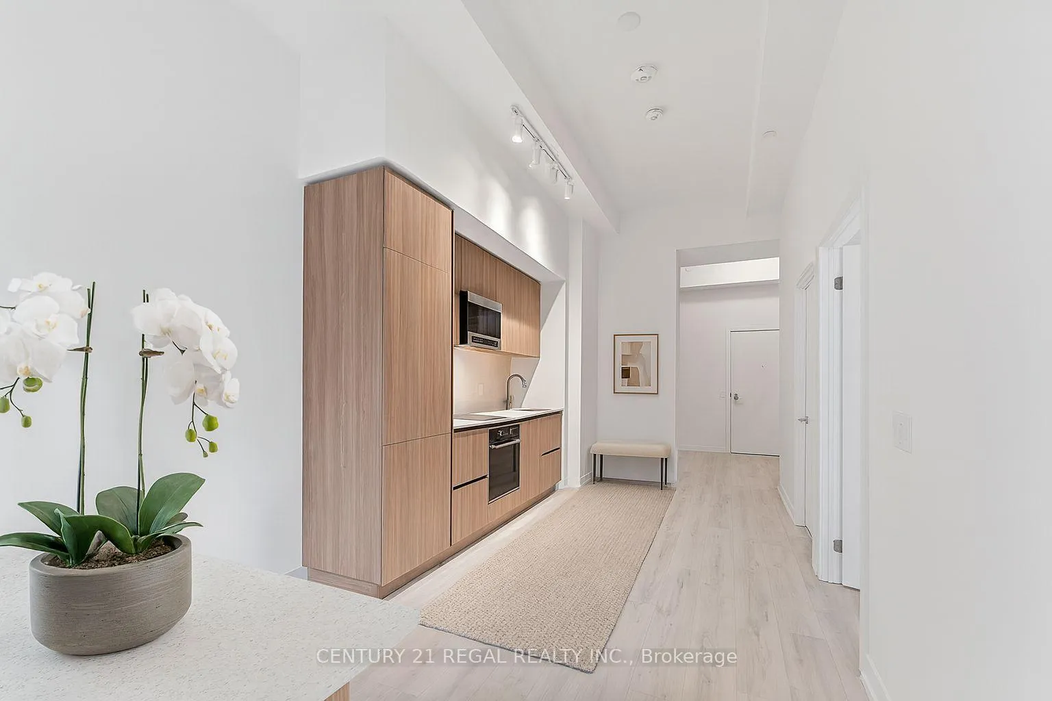 Photo 16 of Unit 1303, 110 Broadway Avenue, Toronto, Mount Pleasant West — HOMEH