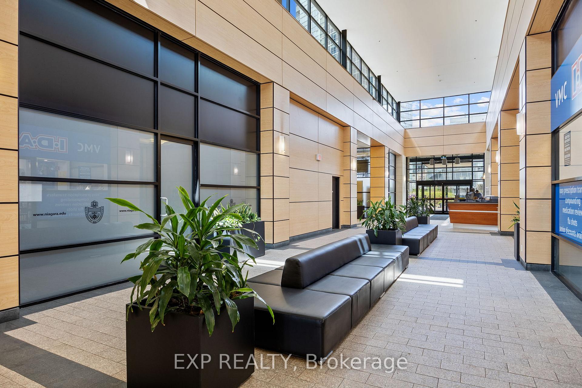 Photo 5 of Unit 1908, 2910 Hwy 7 Road, Vaughan, Concord — HOMEH