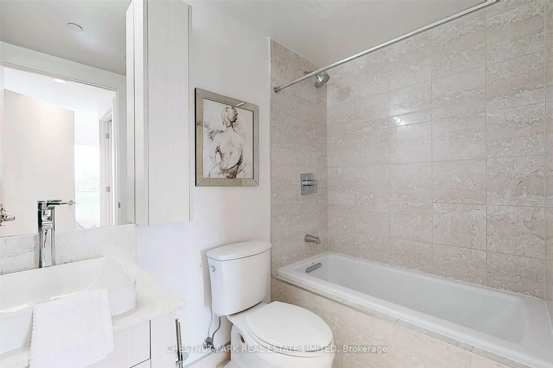 Photo 18 of Unit 705, 3018 Yonge Street, Toronto, Lawrence Park South — HOMEH