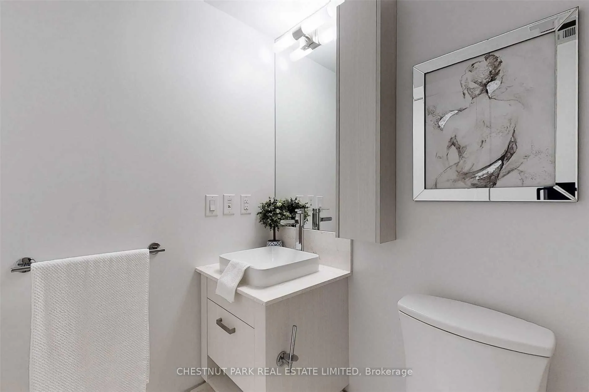 Photo 19 of Unit 705, 3018 Yonge Street, Toronto, Lawrence Park South — HOMEH