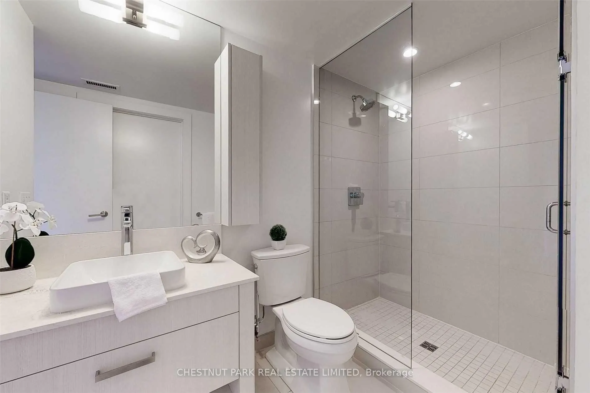 Photo 21 of Unit 705, 3018 Yonge Street, Toronto, Lawrence Park South — HOMEH