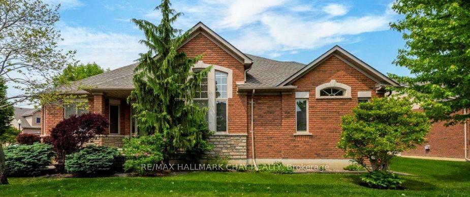 Photo 2 of 17 Artisan Lane, New Tecumseth, Alliston — HOMEH