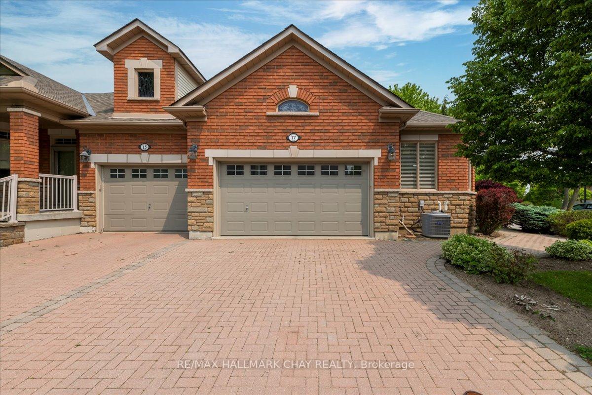 Photo 4 of 17 Artisan Lane, New Tecumseth, Alliston — HOMEH