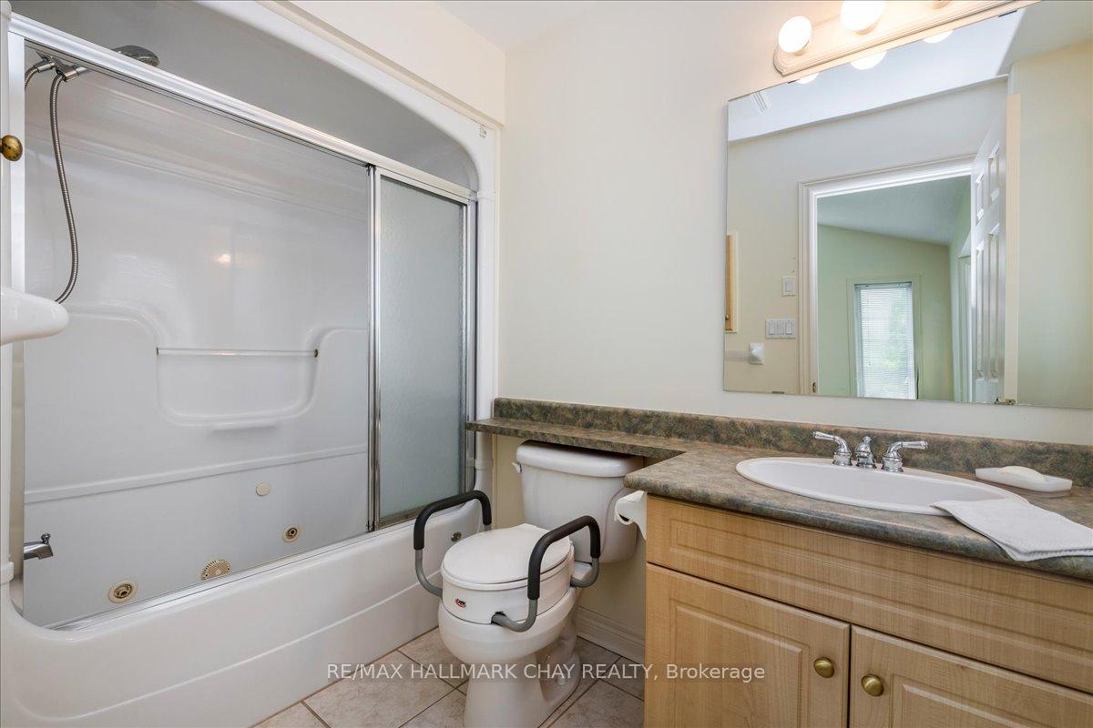 Photo 20 of 17 Artisan Lane, New Tecumseth, Alliston — HOMEH