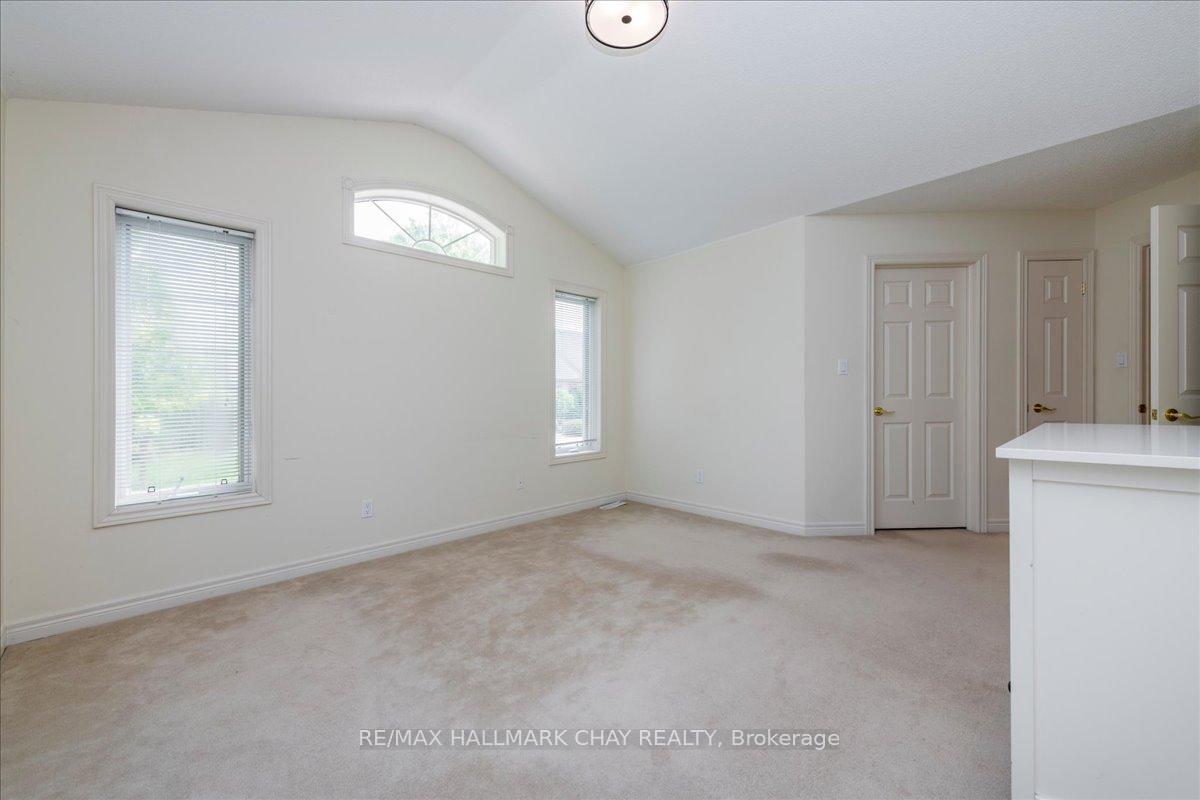 Photo 21 of 17 Artisan Lane, New Tecumseth, Alliston — HOMEH