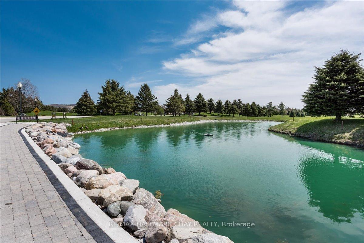 Photo 39 of 17 Artisan Lane, New Tecumseth, Alliston — HOMEH